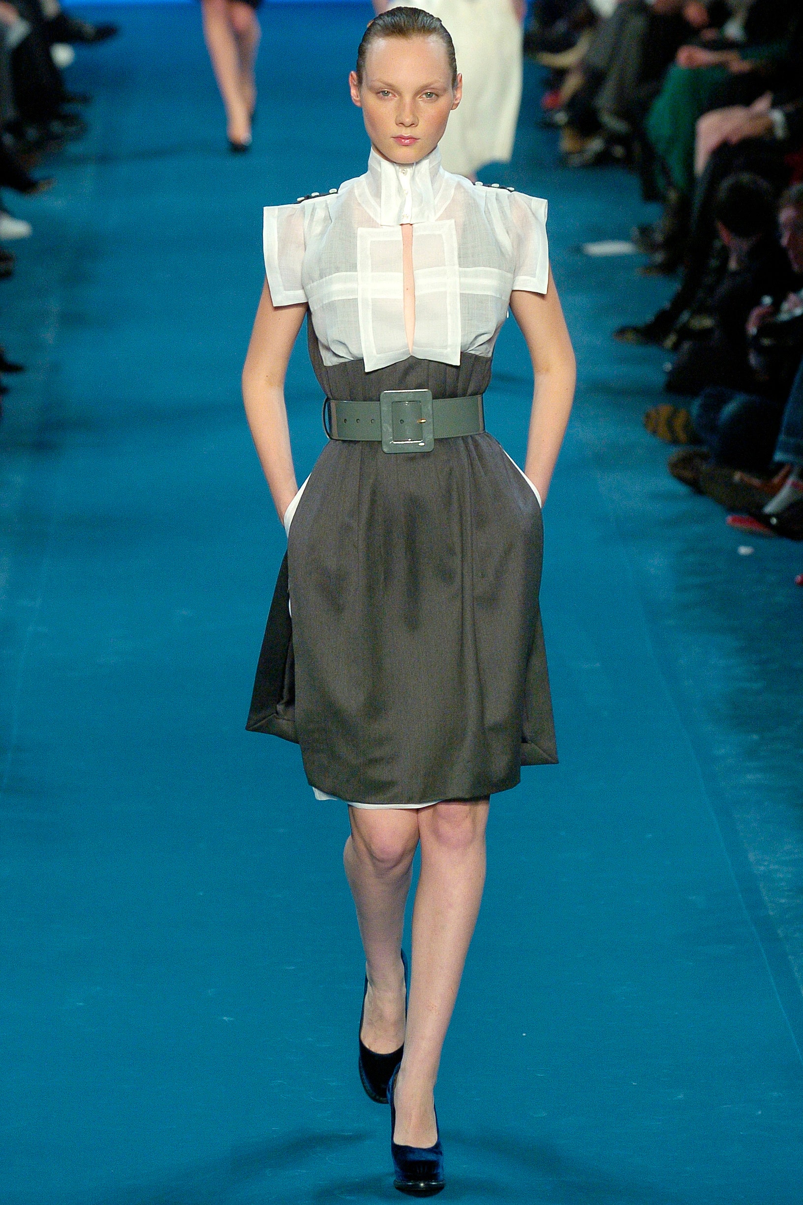 Saint Laurent F/W 05 Look 38