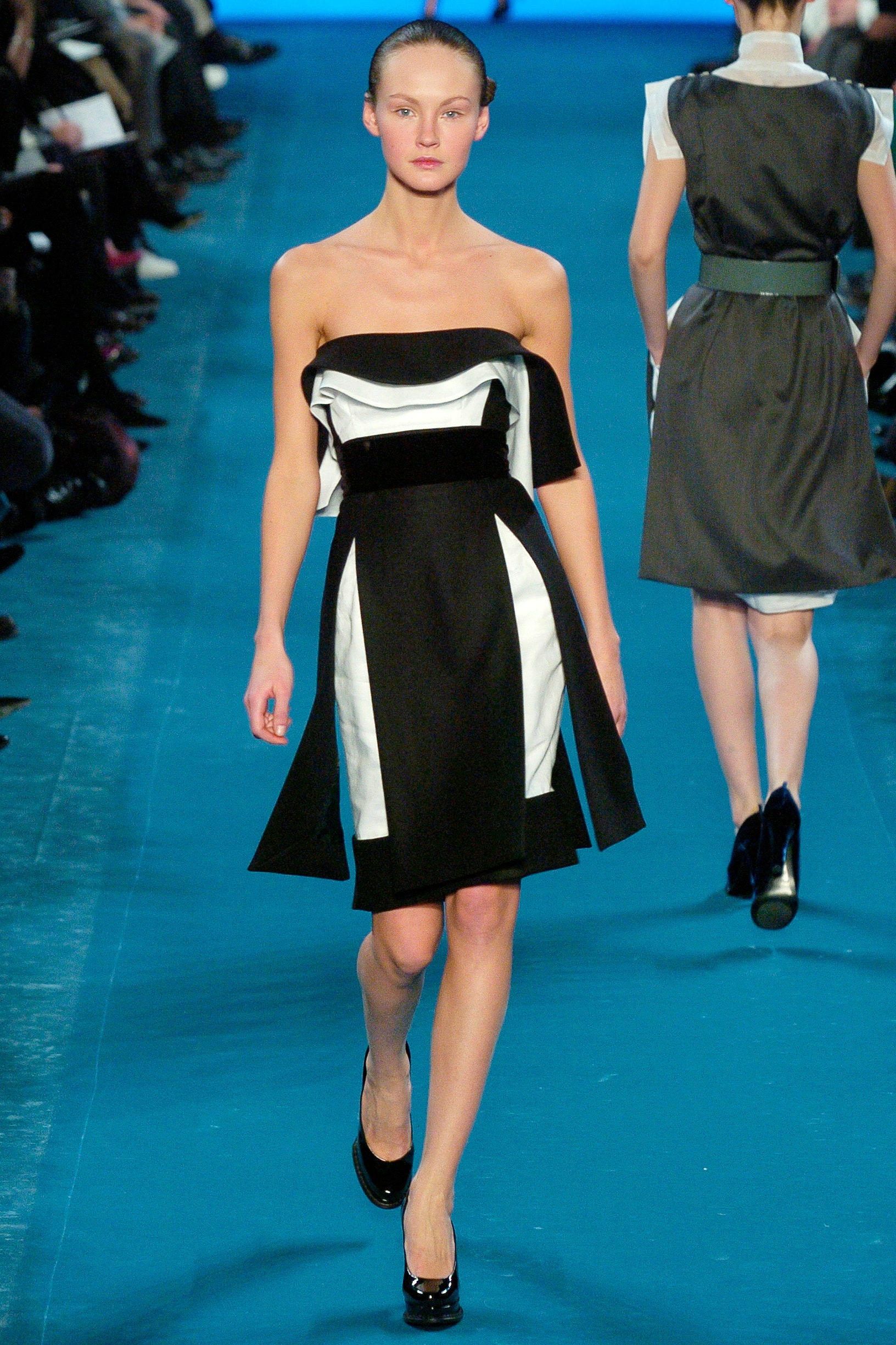 Saint Laurent F/W 05 Look 39