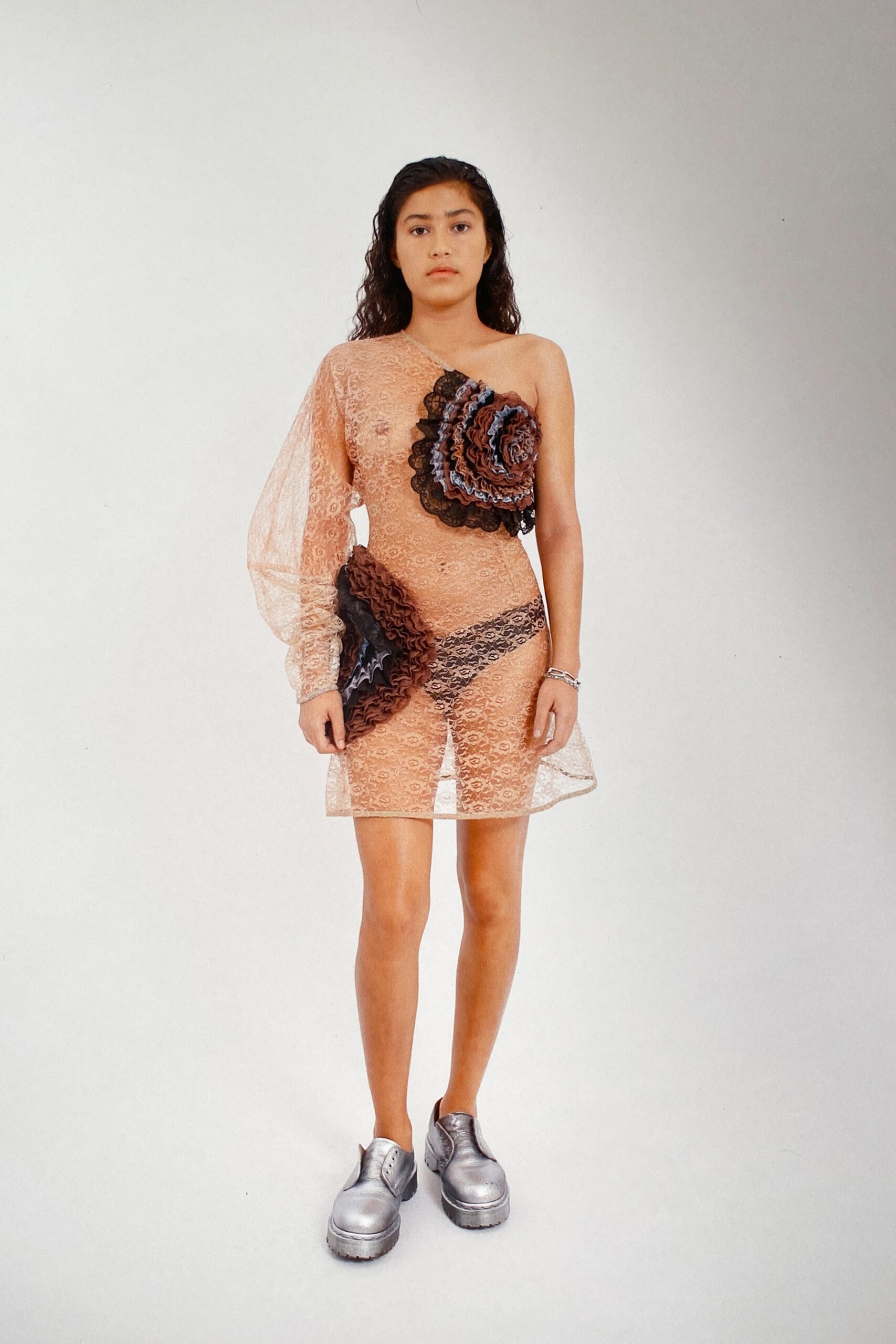 SC103 S/S 22 Look 1
