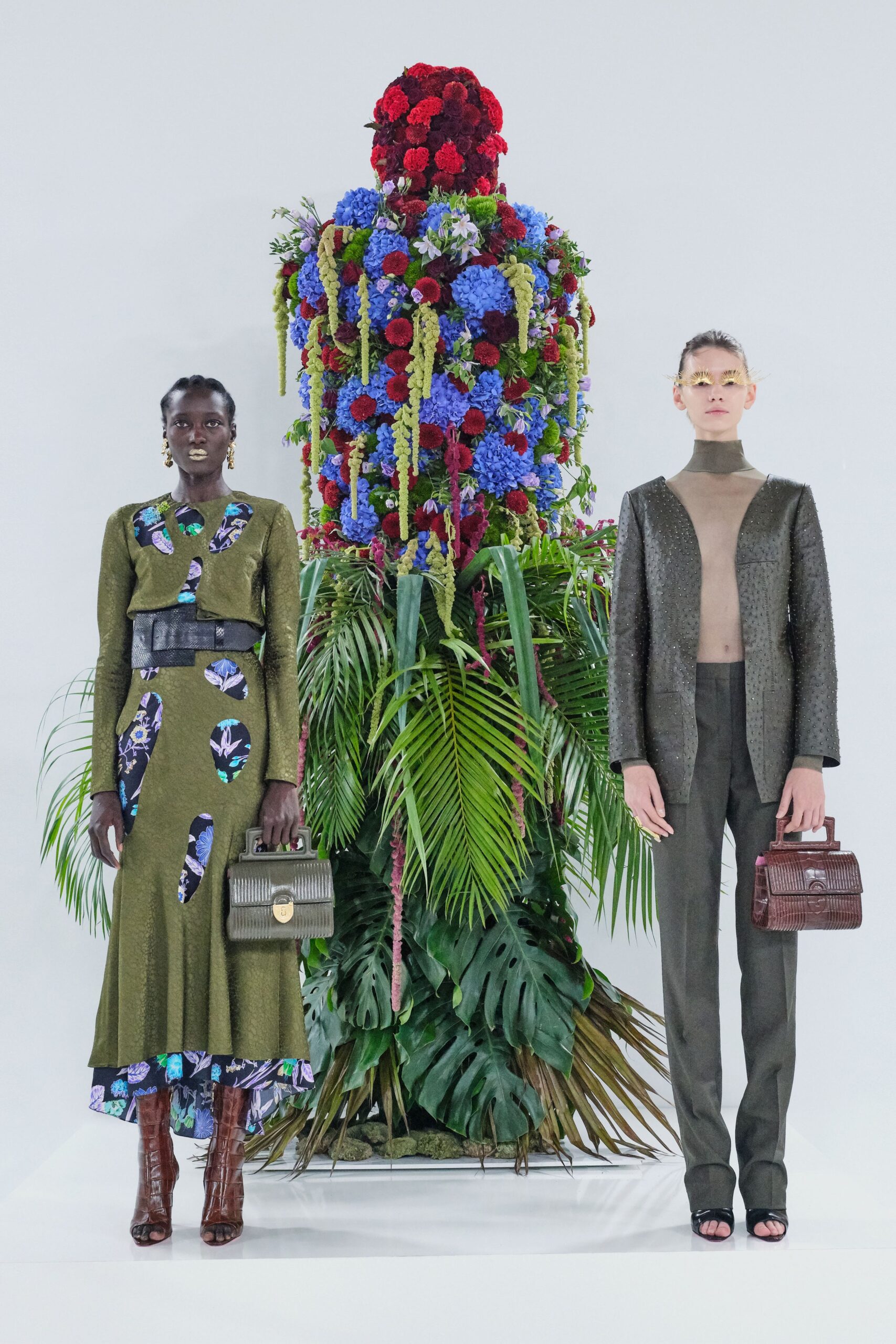 Schiaparelli S/S 20 Look 1