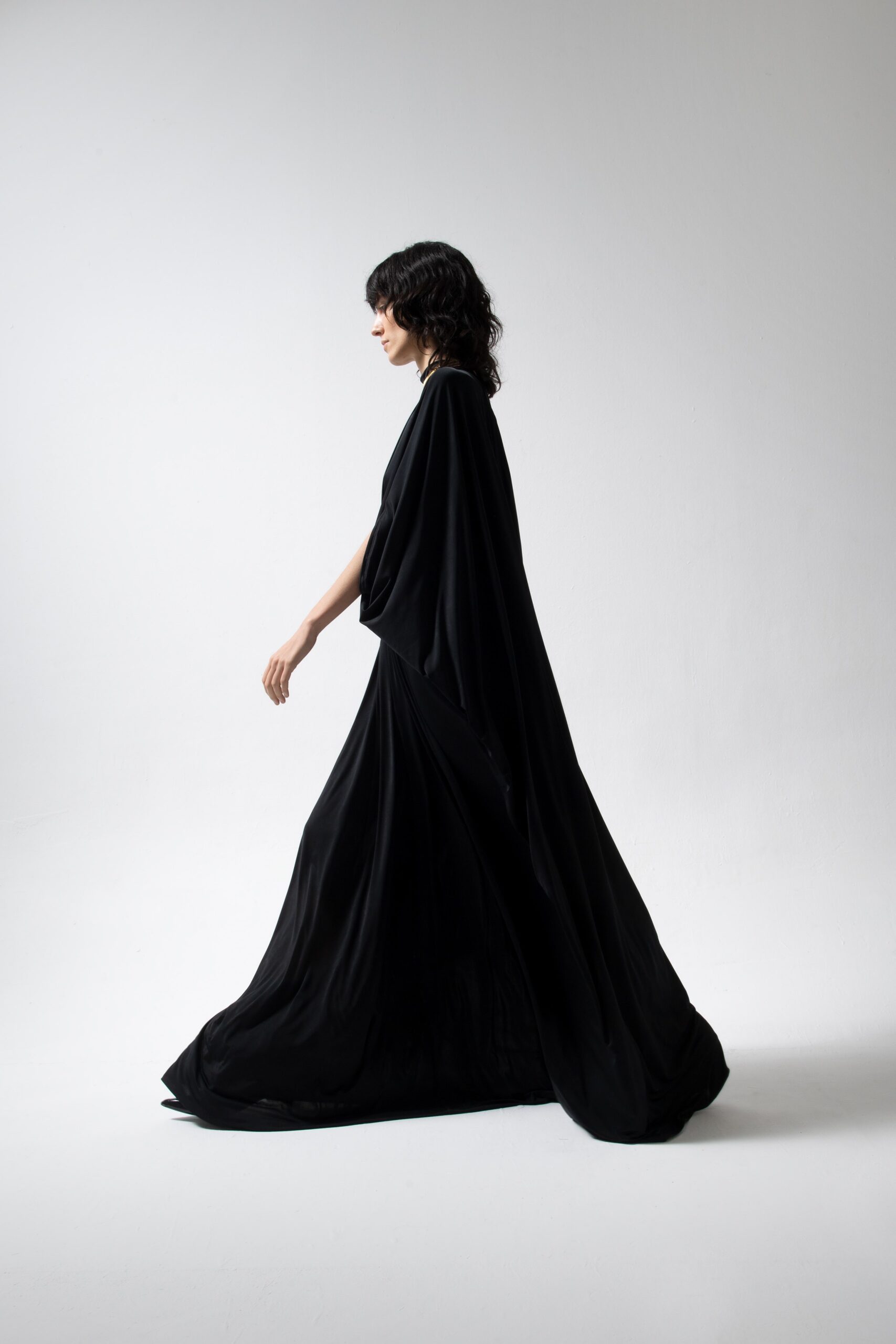 Sharon Wauchob F/W 22 Look 1