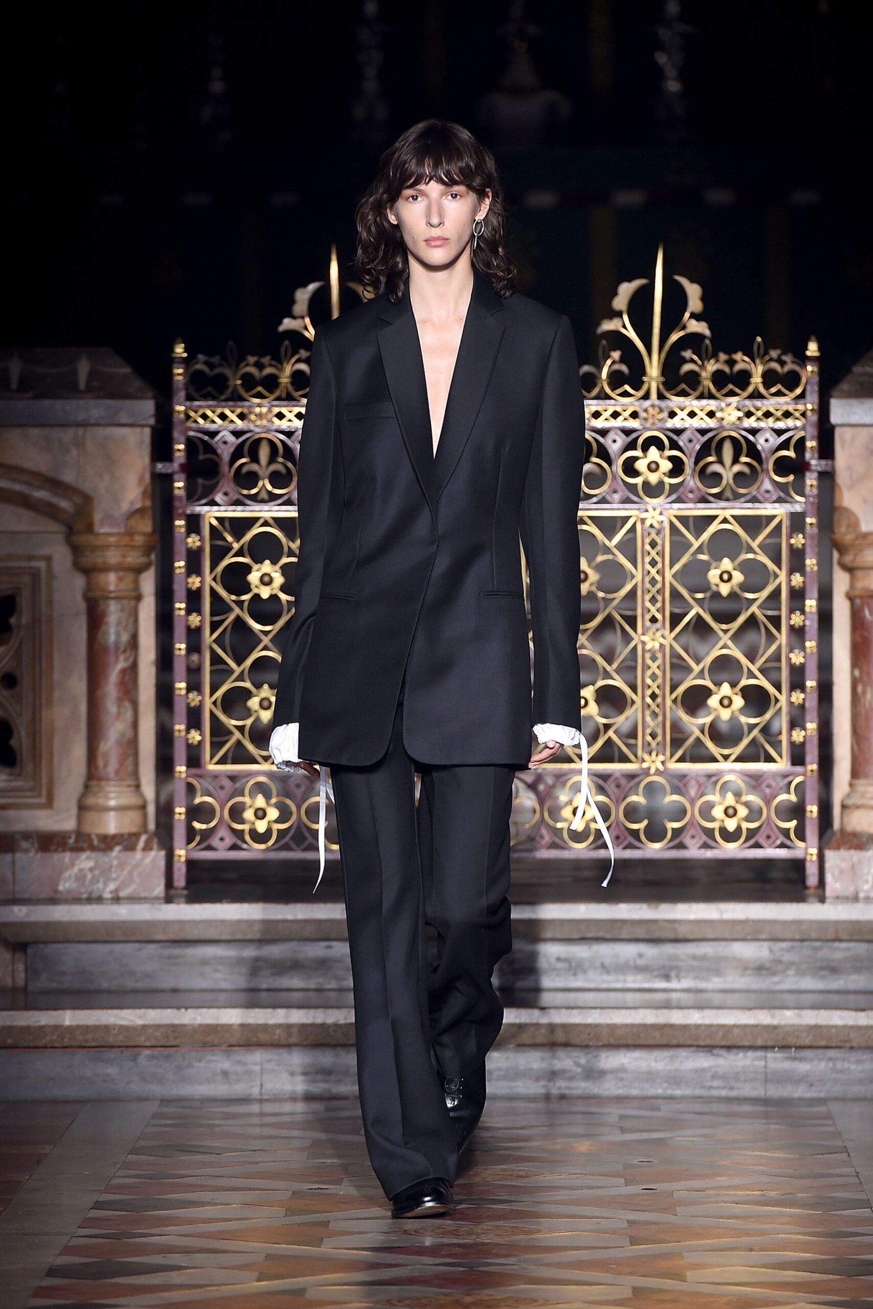 Sharon Wauchob S/S 19 Menswear Look 1