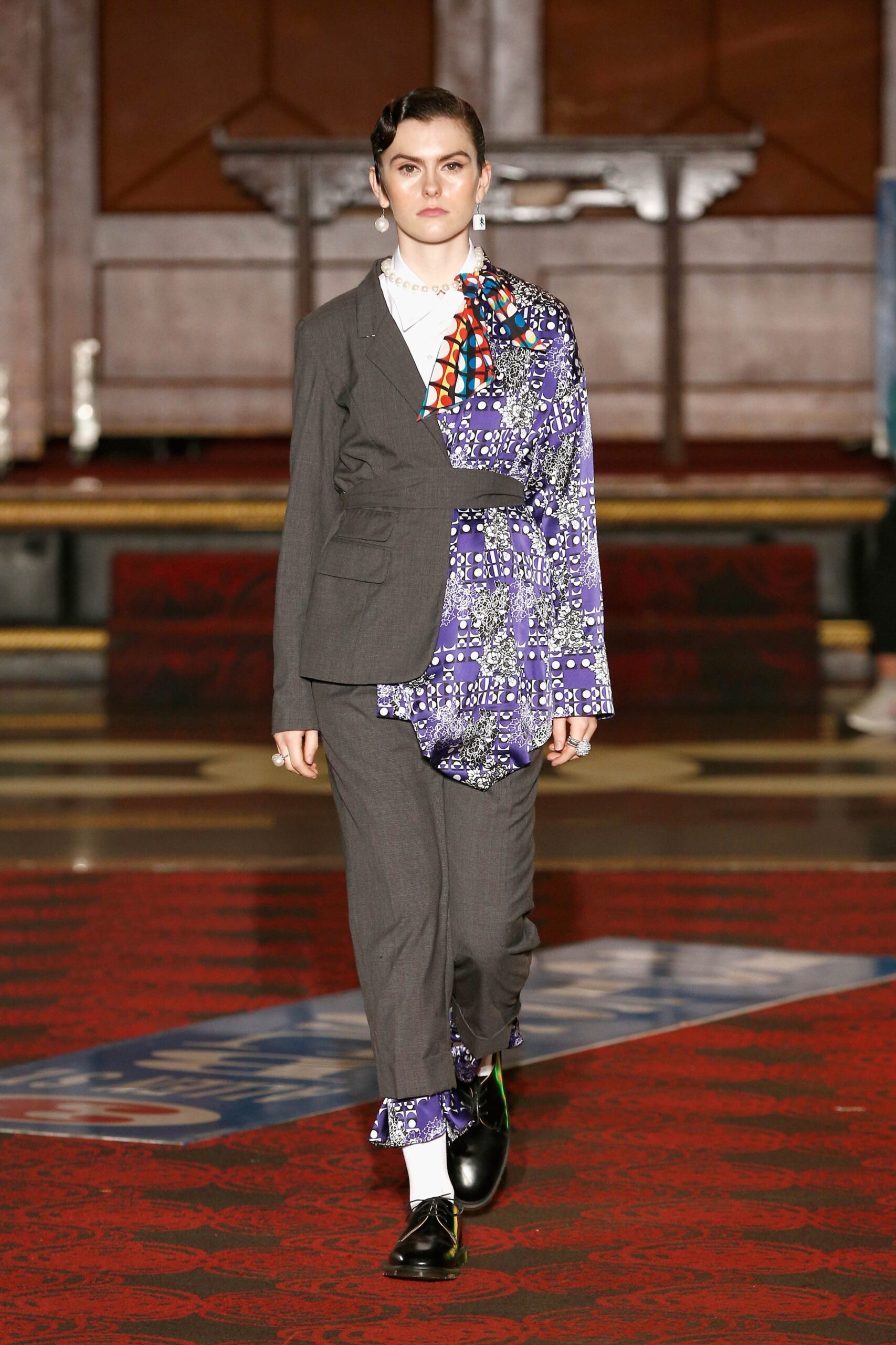 Snow Xue Gao S/S 19 Look 1