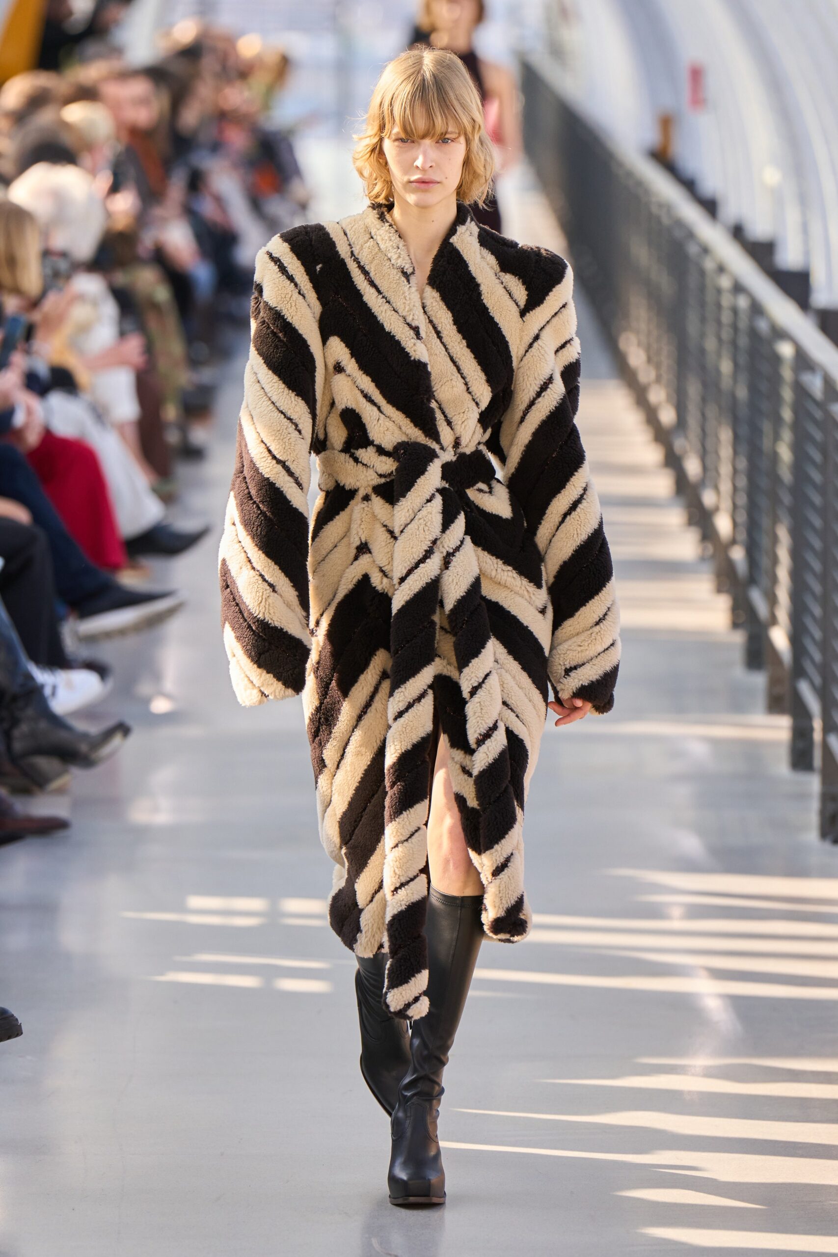 Stella McCartney Fall 2022 Ready-to-Wear