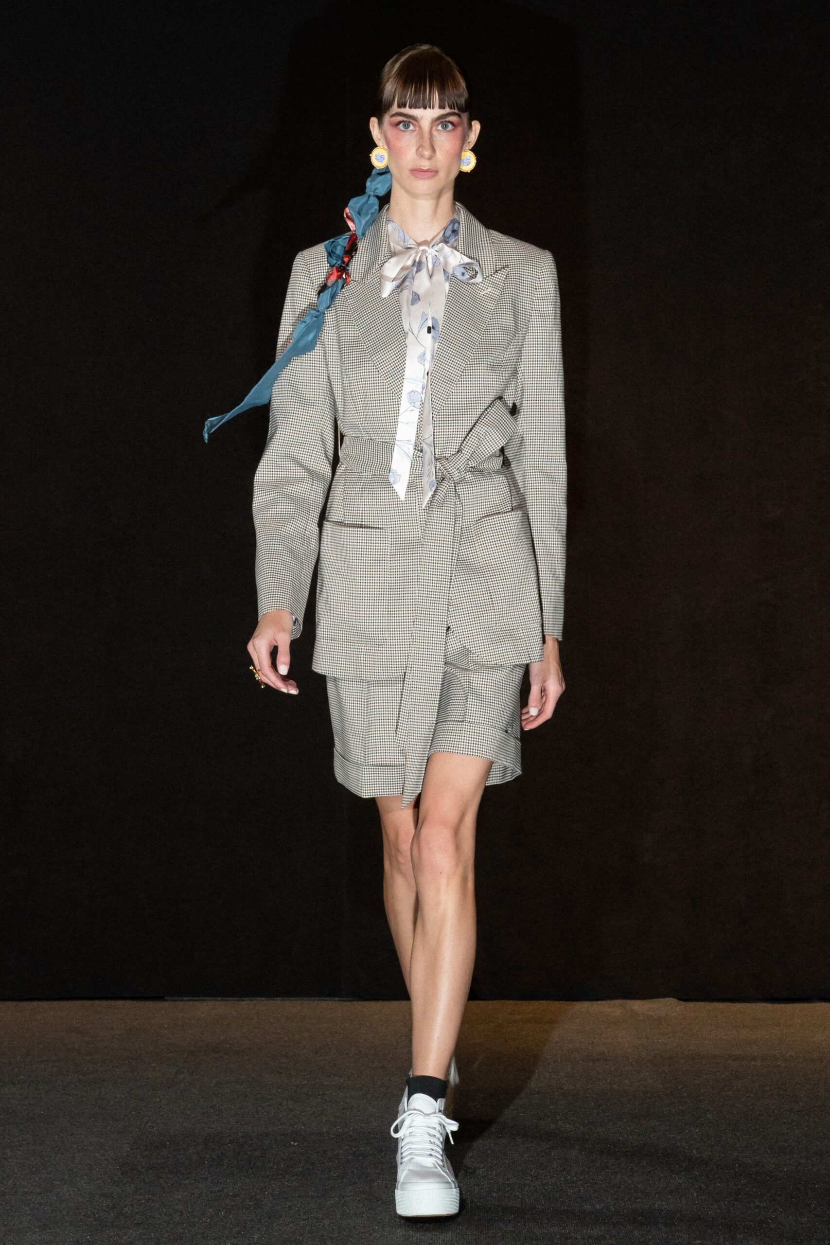 Snow Xue Gao S/S 22 Look 2