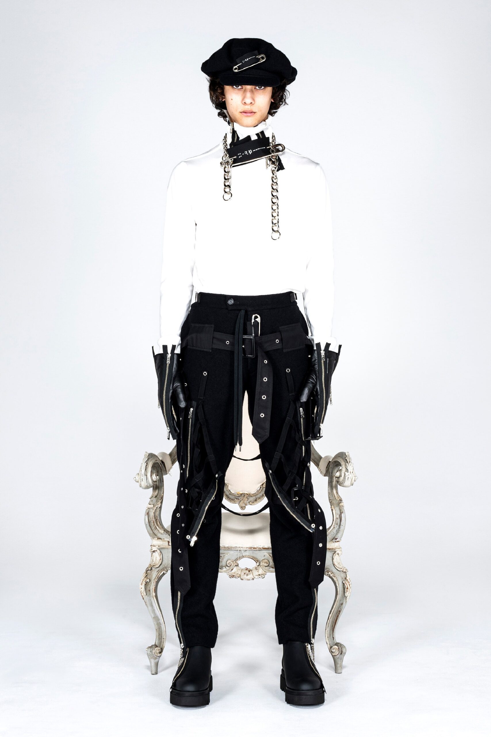 Takahiromiyashita The Soloist F/W 21 Look 2