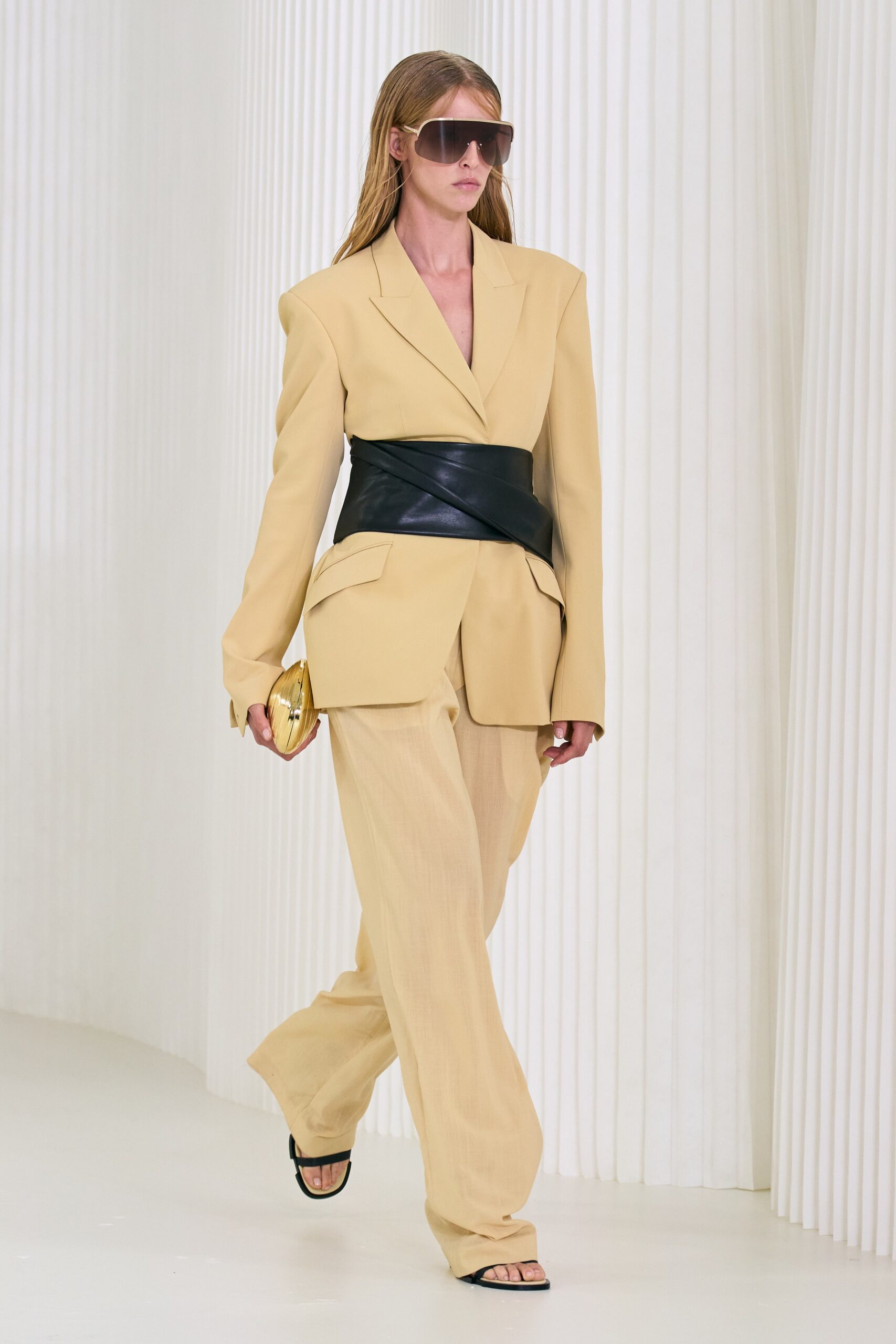 Simkhai S/S 23 Look 2