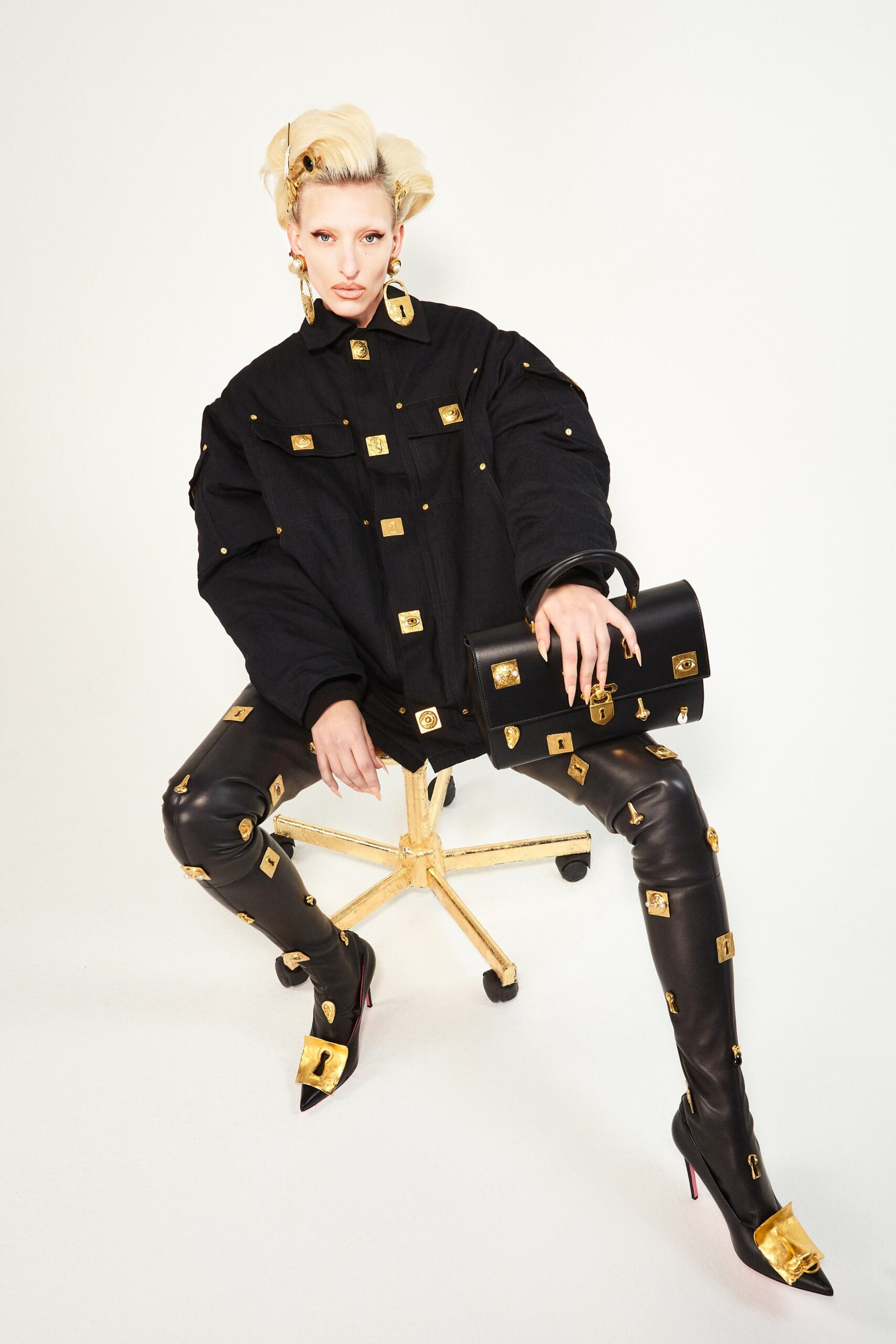 Schiaparelli F/W 21 Look 3