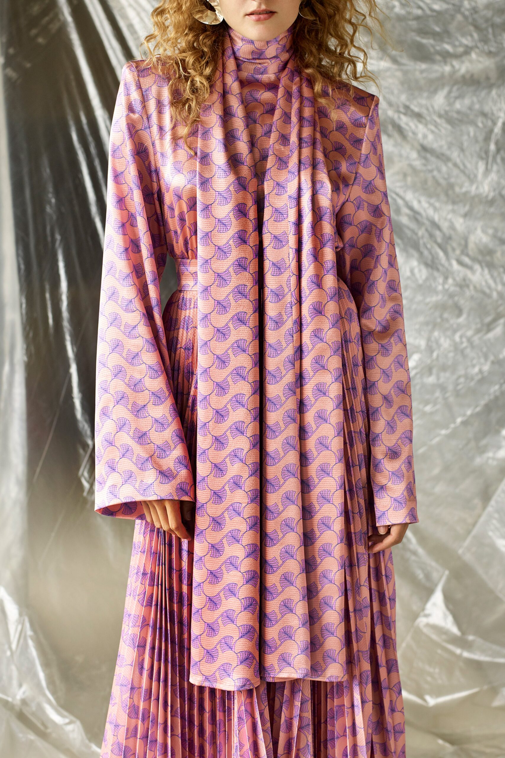 Solace London Resort 20 Look 3