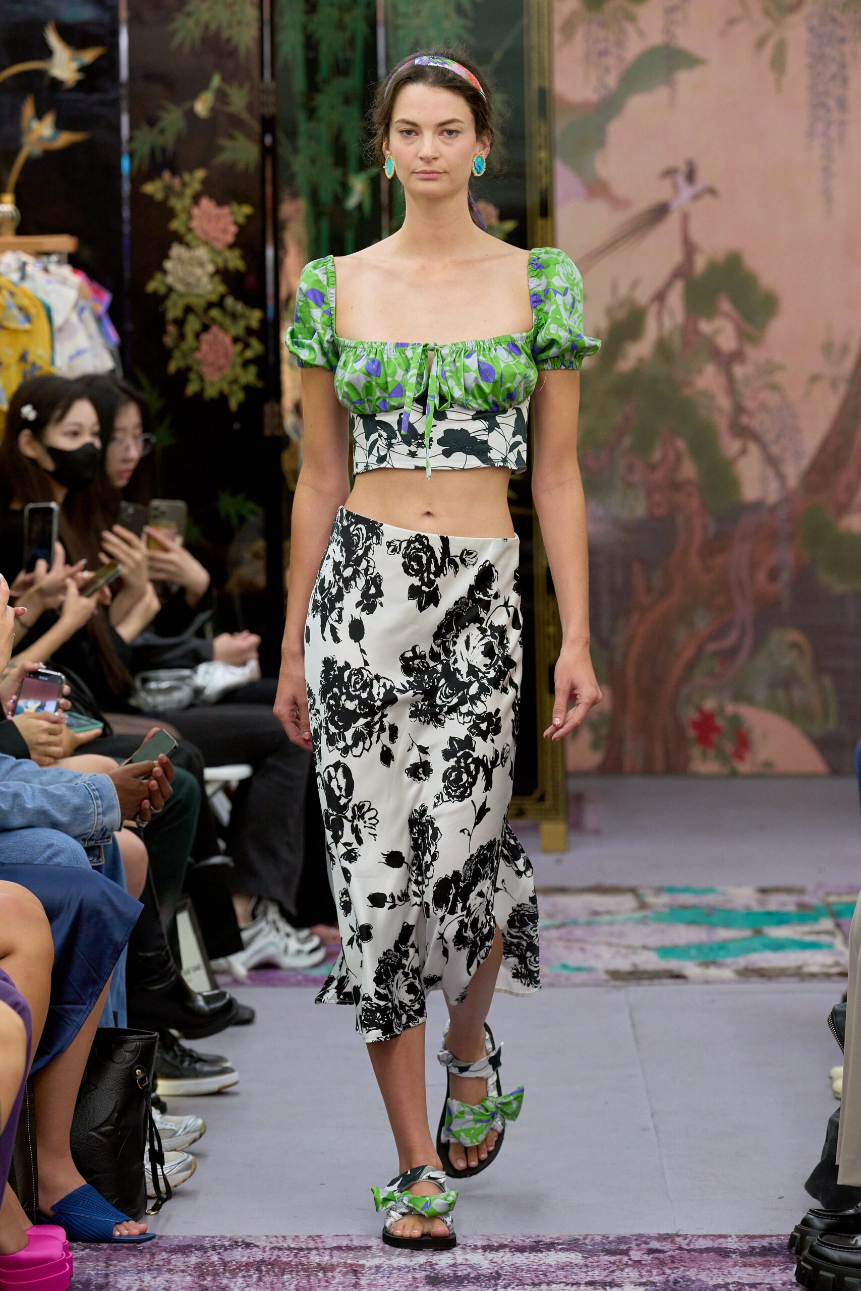 Snow Xue Gao S/S 23 Look 3