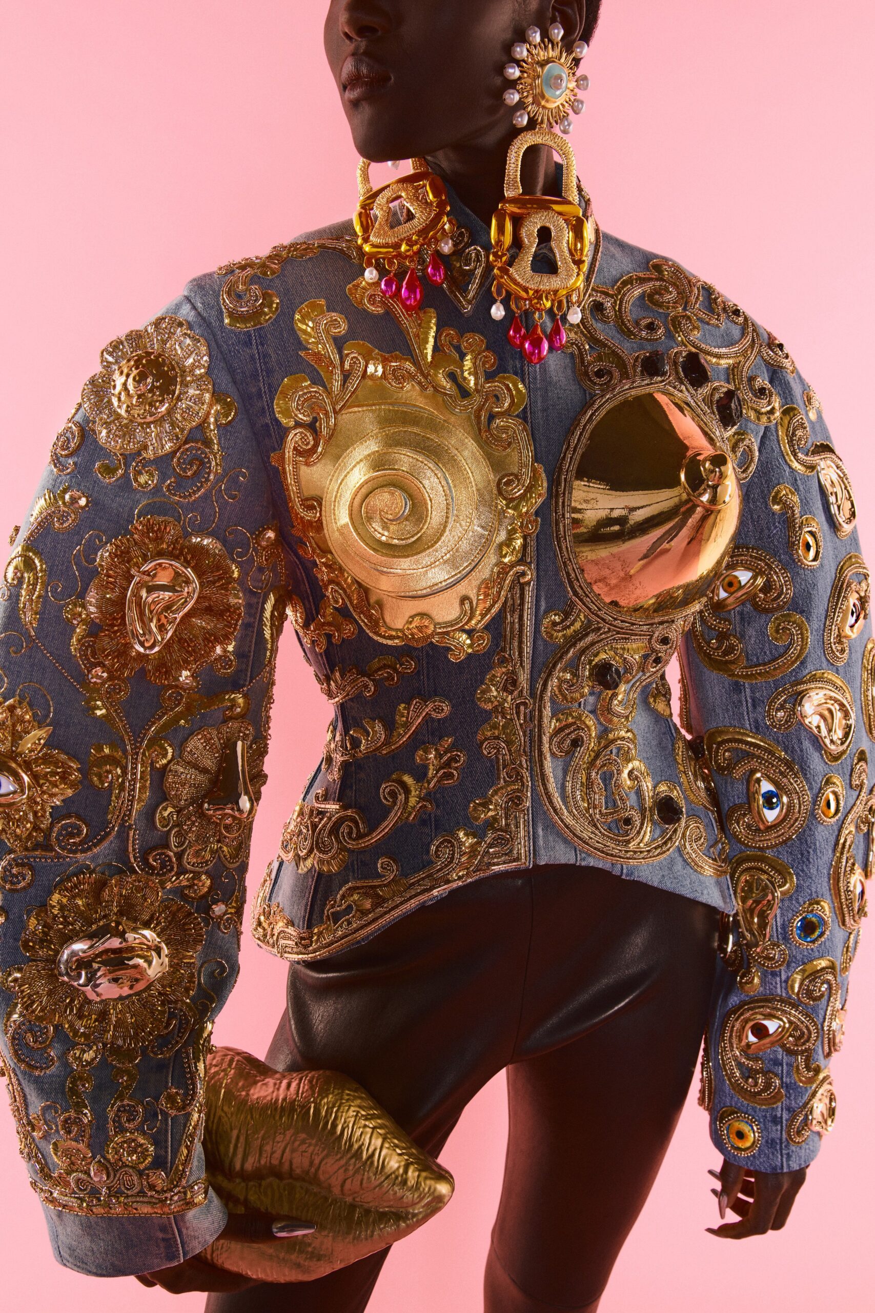 Schiaparelli F/W 21 Couture Look 4