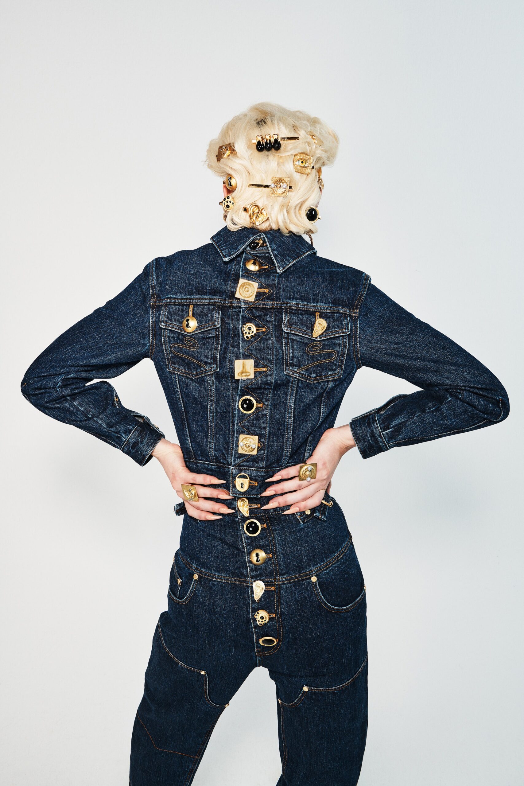 Schiaparelli F/W 21 Look 4