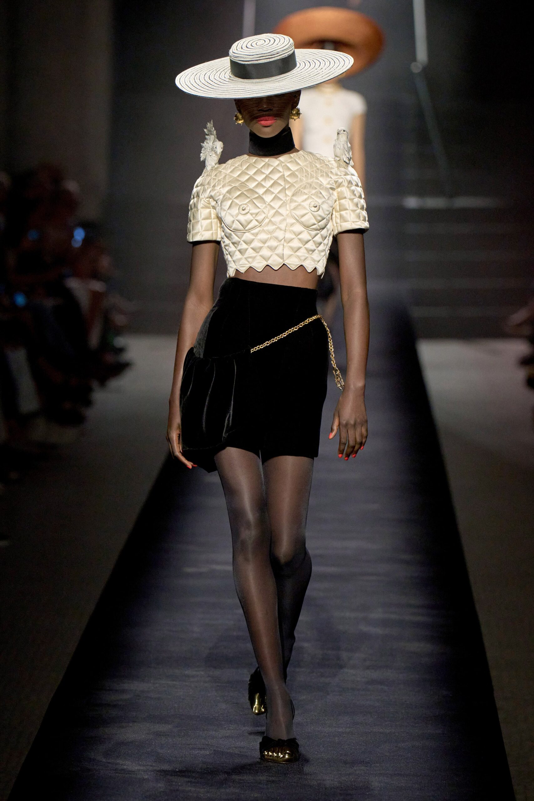 Schiaparelli F/W 22 Couture Look 4