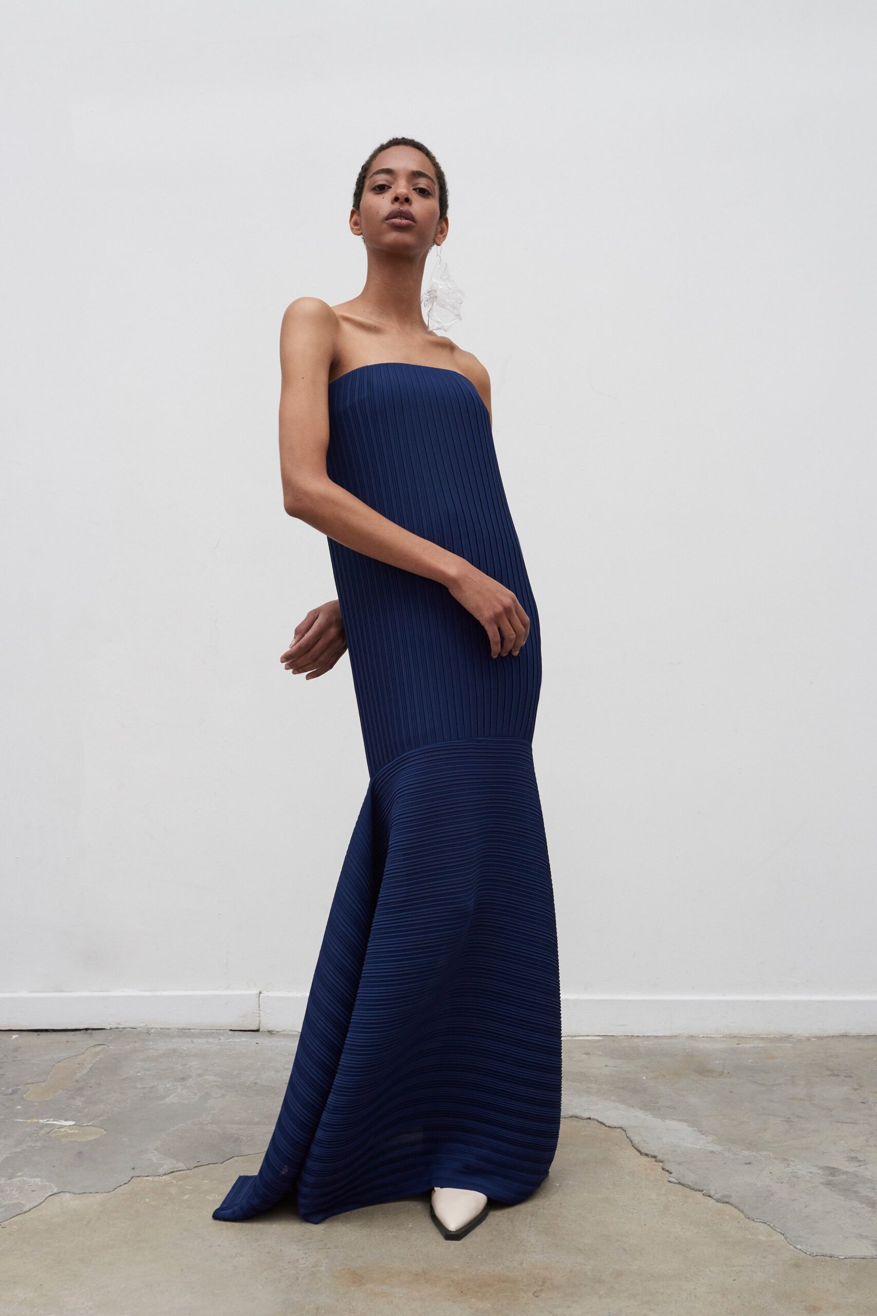 Solace London Resort 19 Look 4