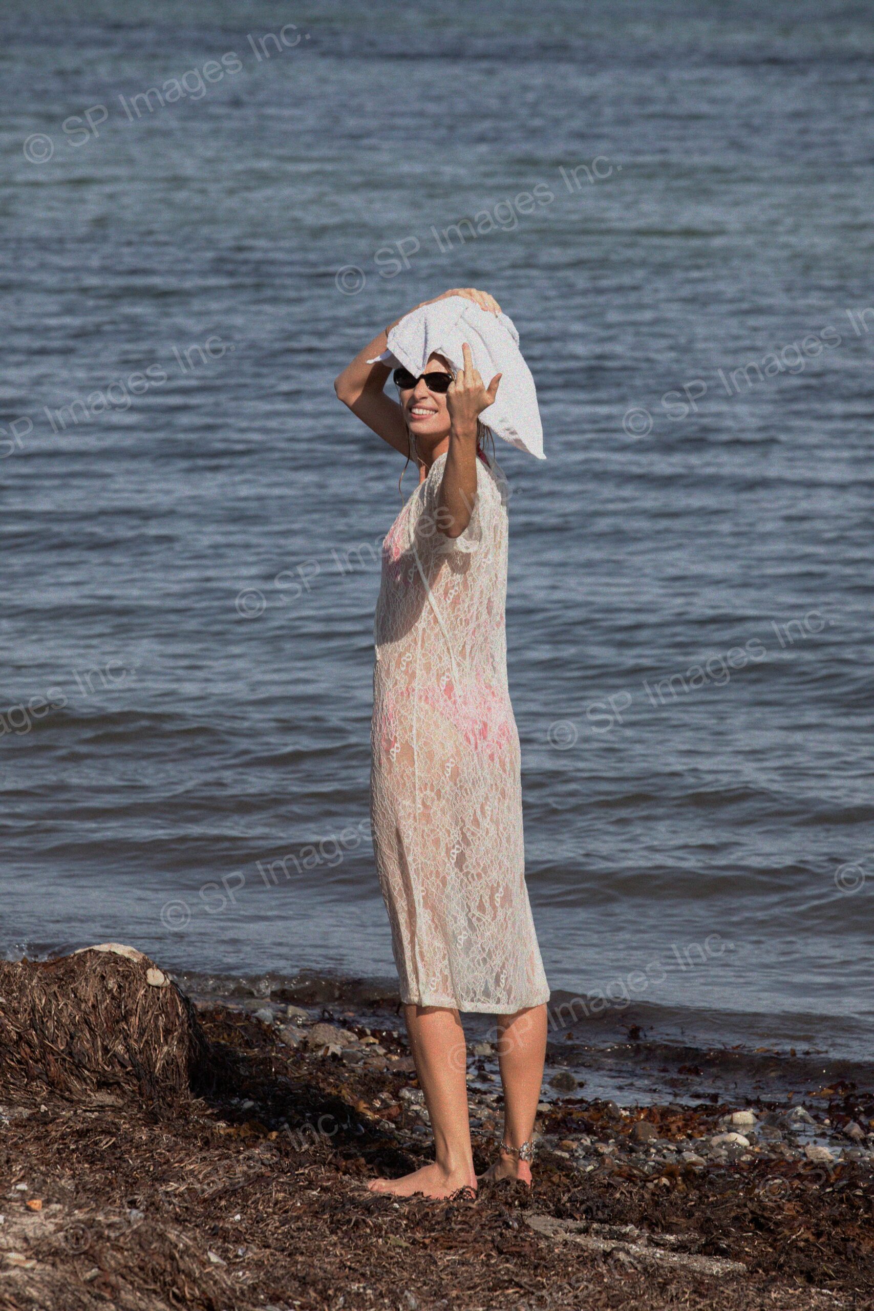 Saks Potts S/S 21 Look 6