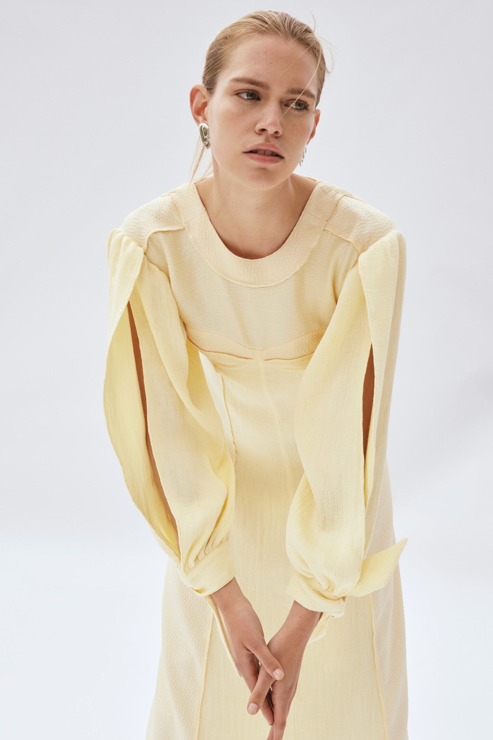 Simkhai Resort 22 Look 5