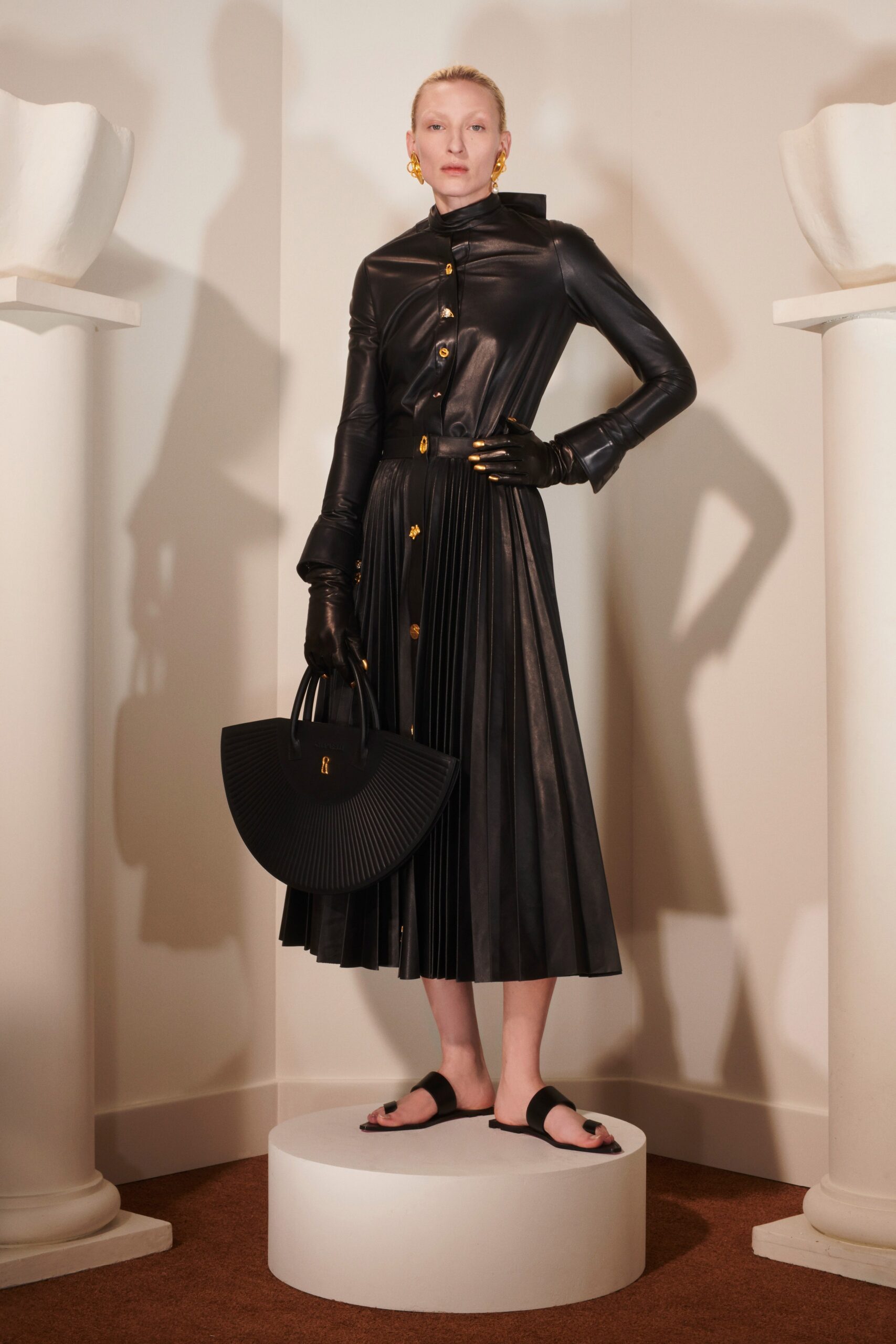 Schiaparelli F/W 20 Look 6