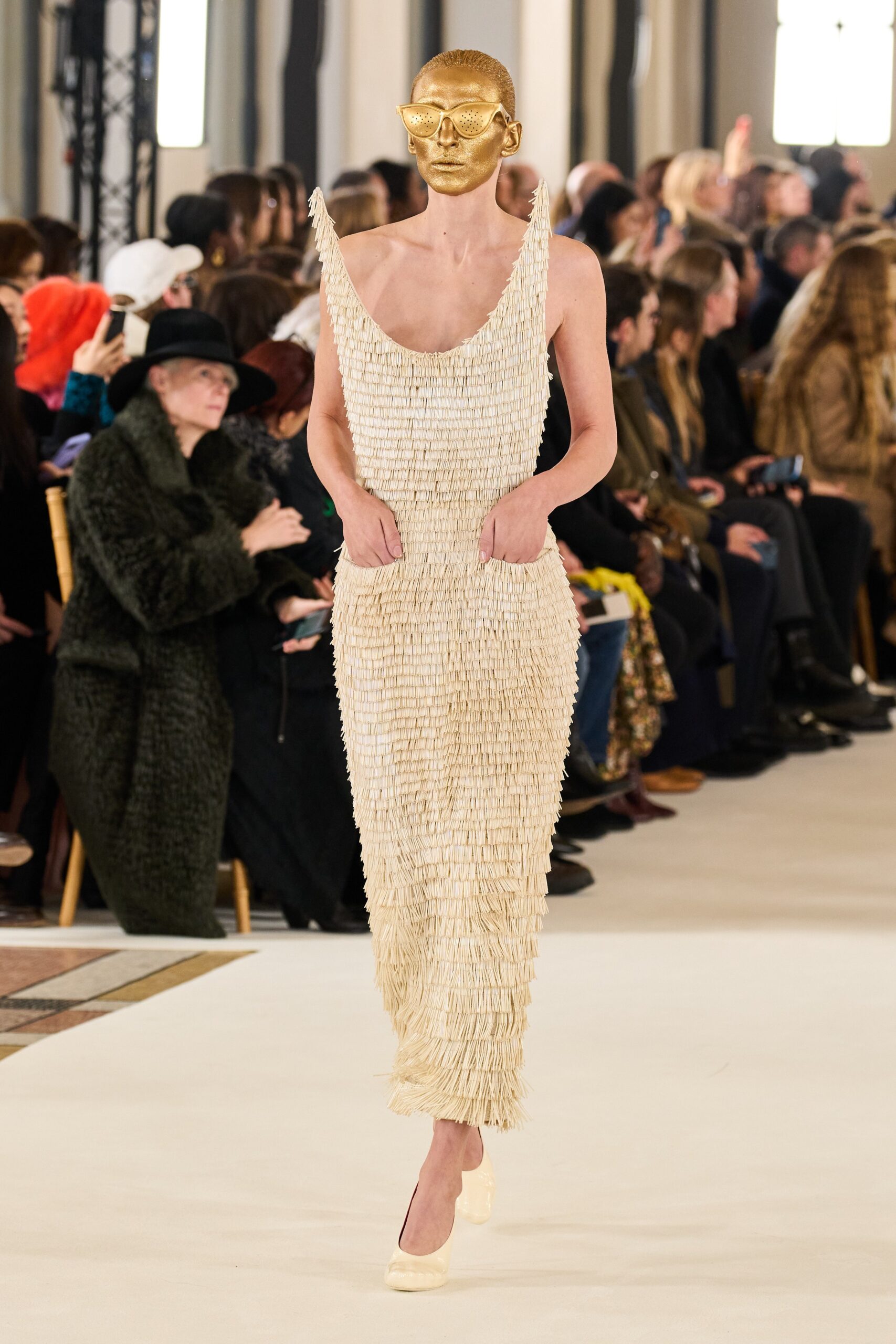 Schiaparelli S/S 23 Couture Look 7