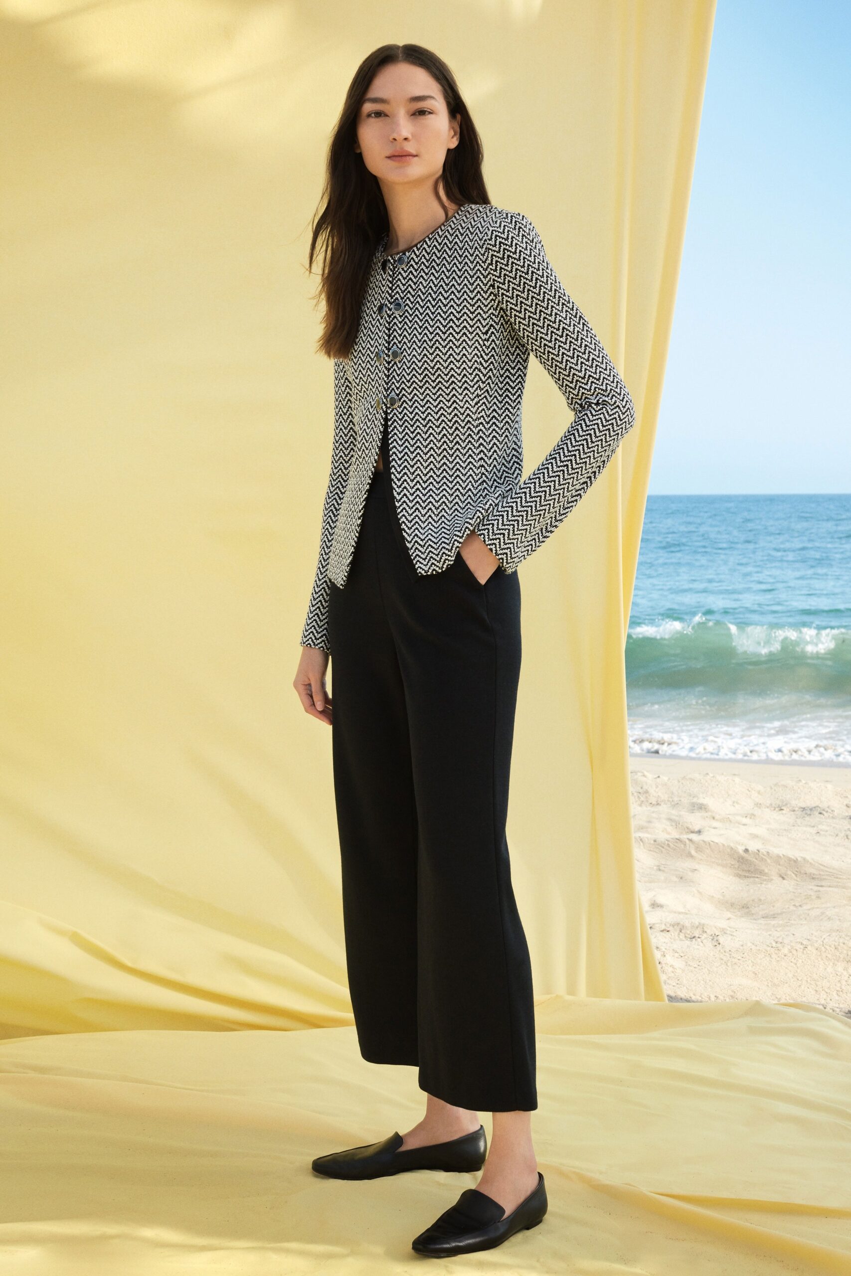 St. John Resort 19 Look 7