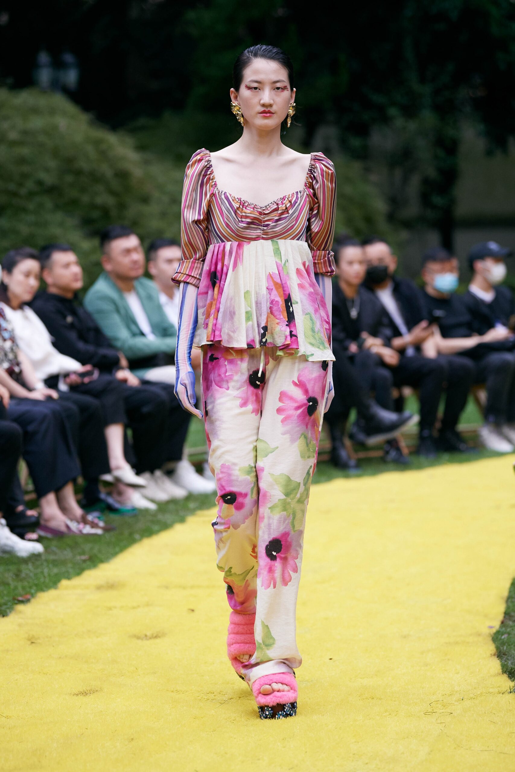 Shuting Qiu Shanghai S/S 22 Look 8