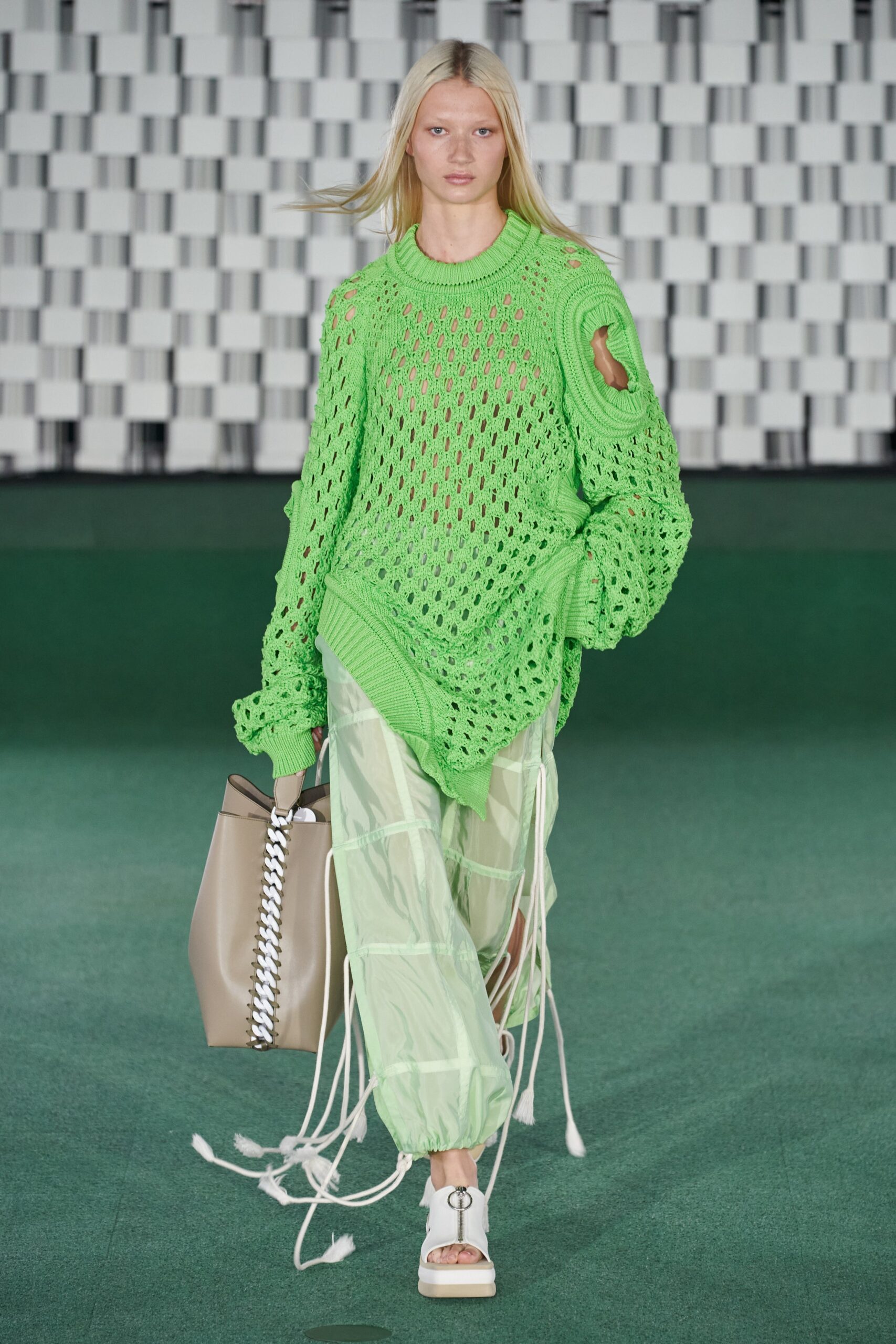 Stella McCartney S/S 22 Look 8