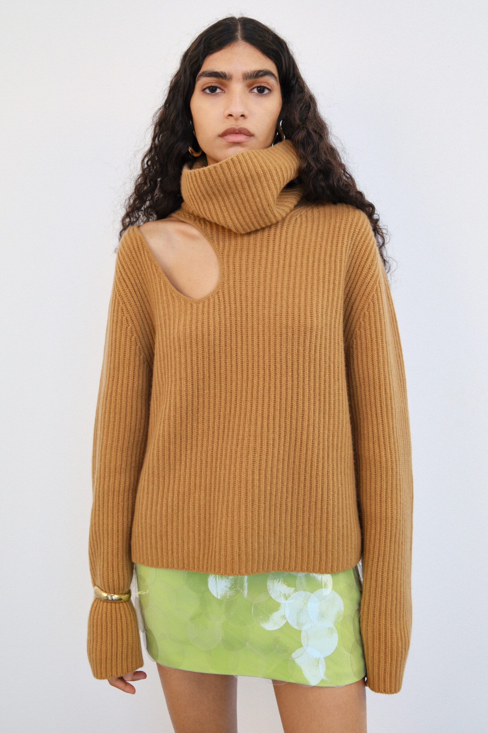 Simkhai Resort 23 Look 8