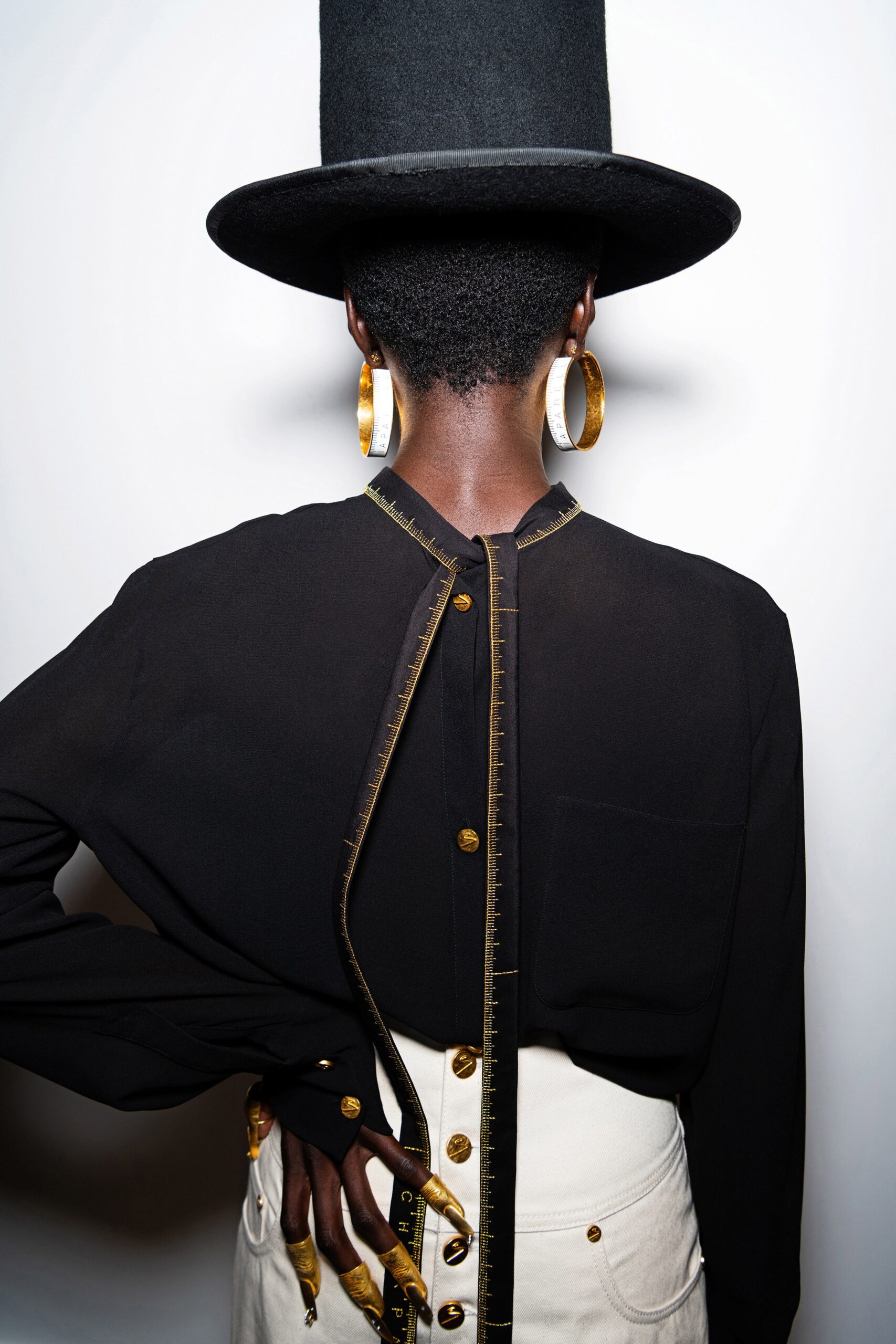 Schiaparelli S/S 21 Look 9