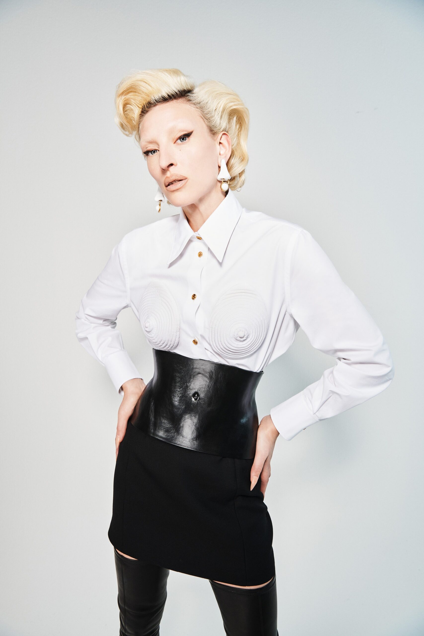 Schiaparelli F/W 21 Look 9