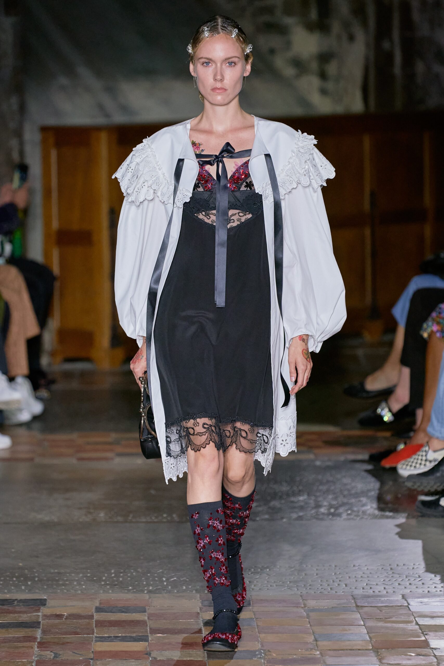 Simone Rocha S/S 22 Look 9