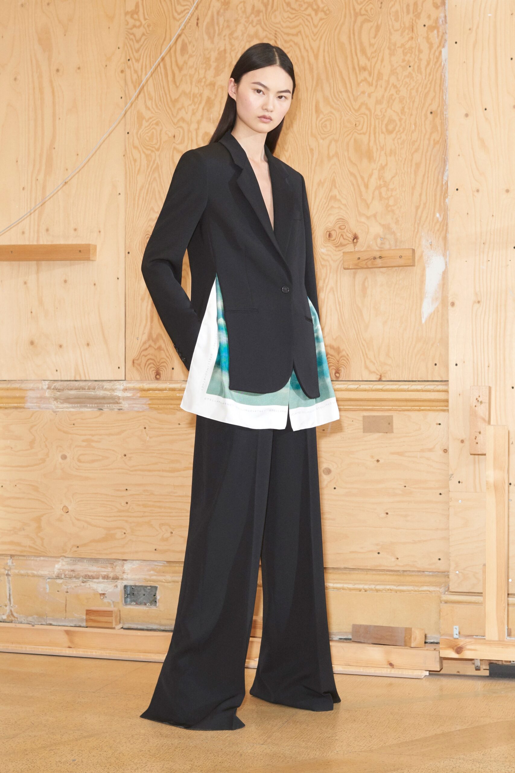 Stella McCartney Resort 19 Look 9