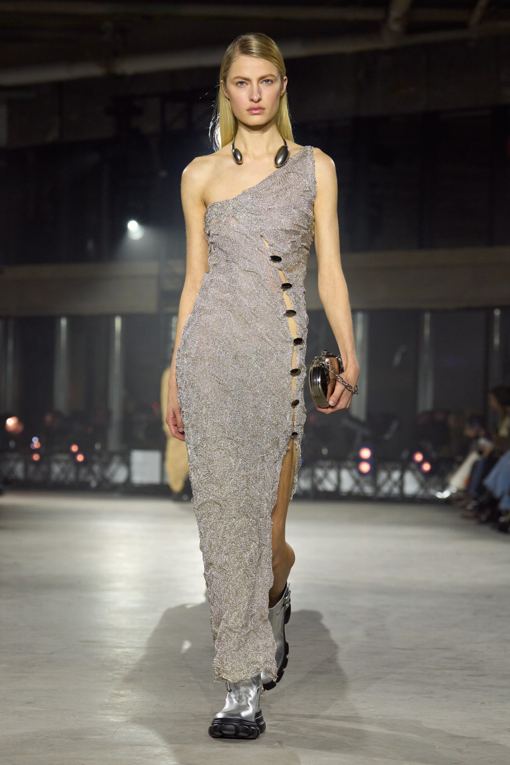 Simkhai F/W 23 Look 9