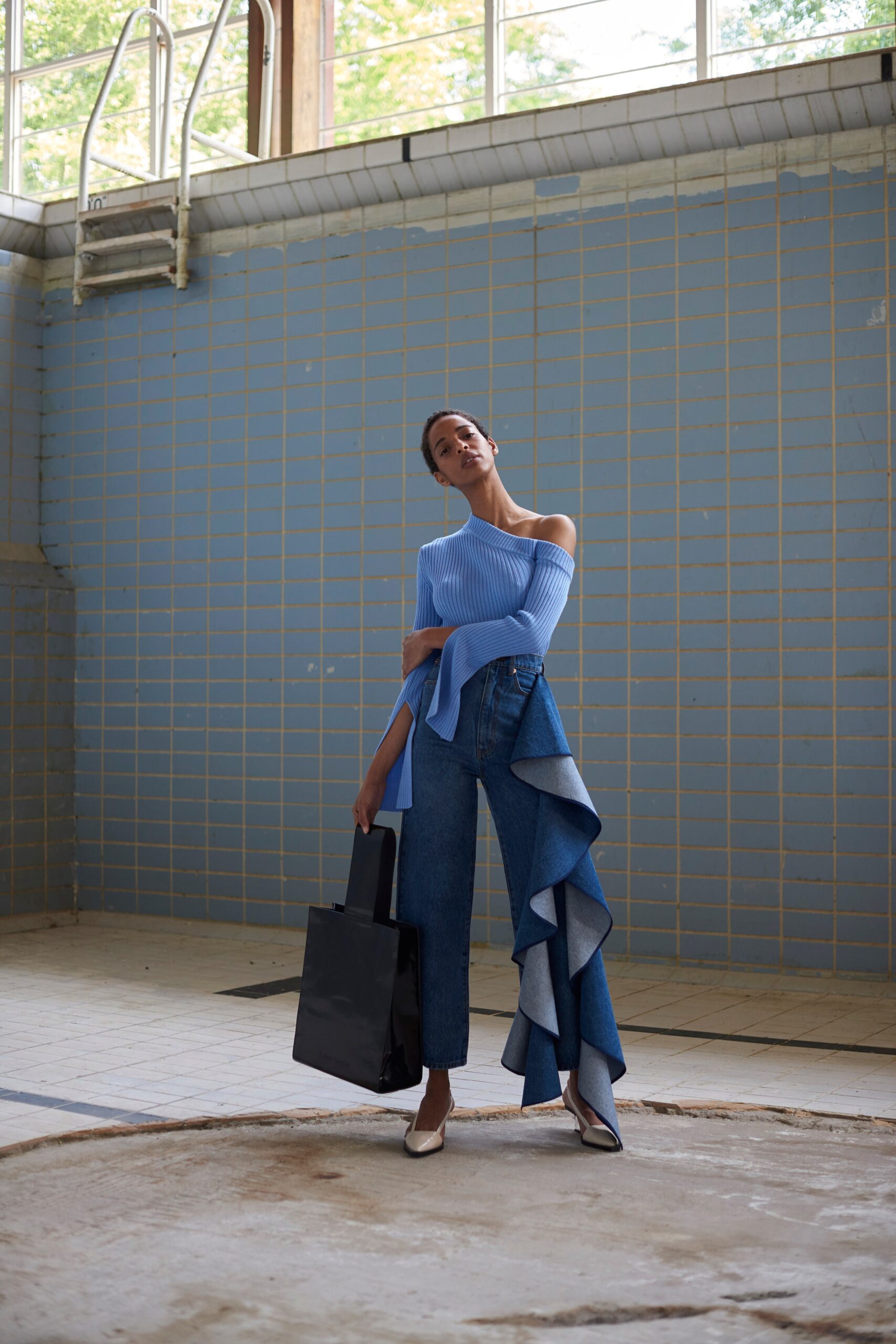 Solace London Resort 19 Look 9