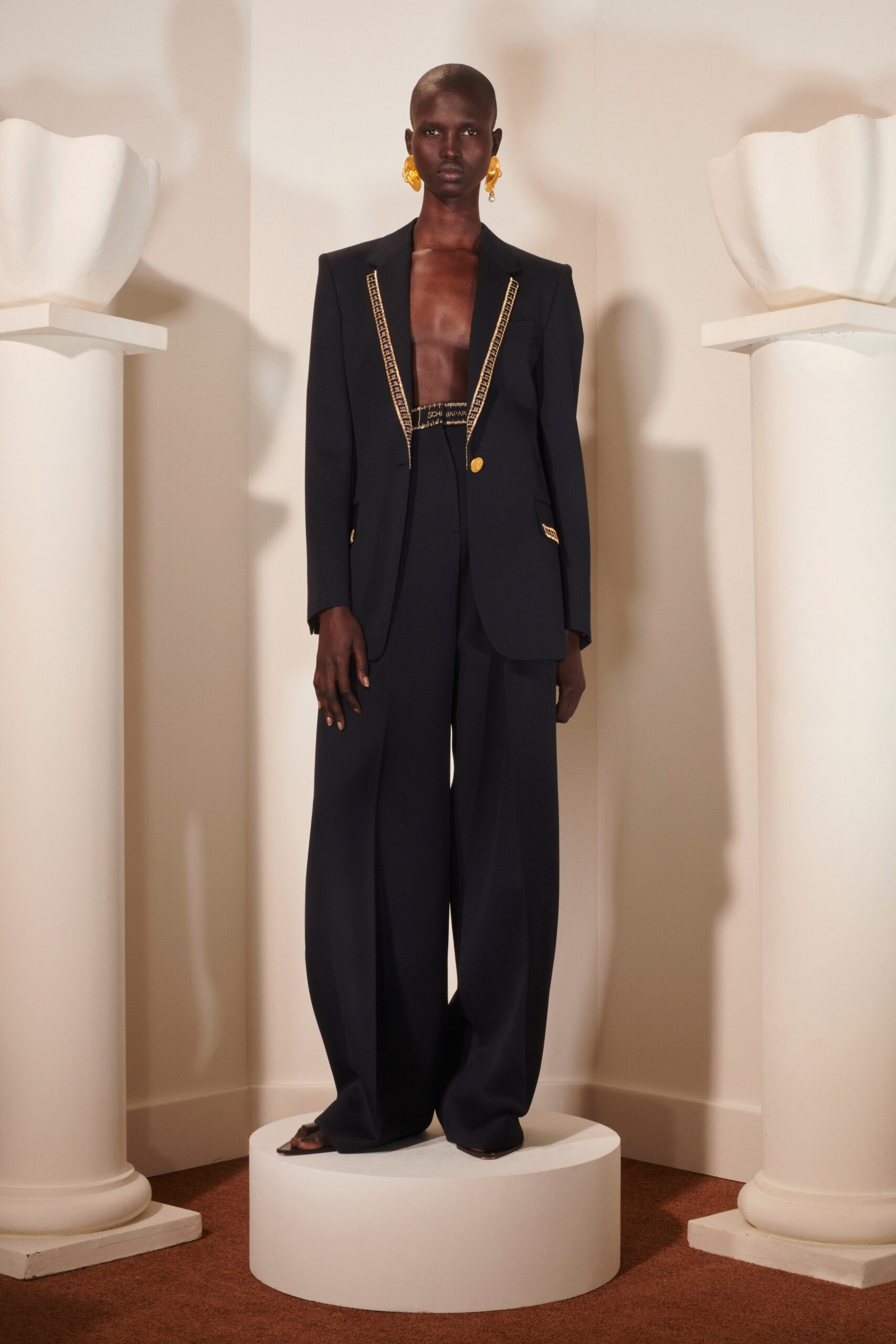 Schiaparelli F/W 20 Look 9
