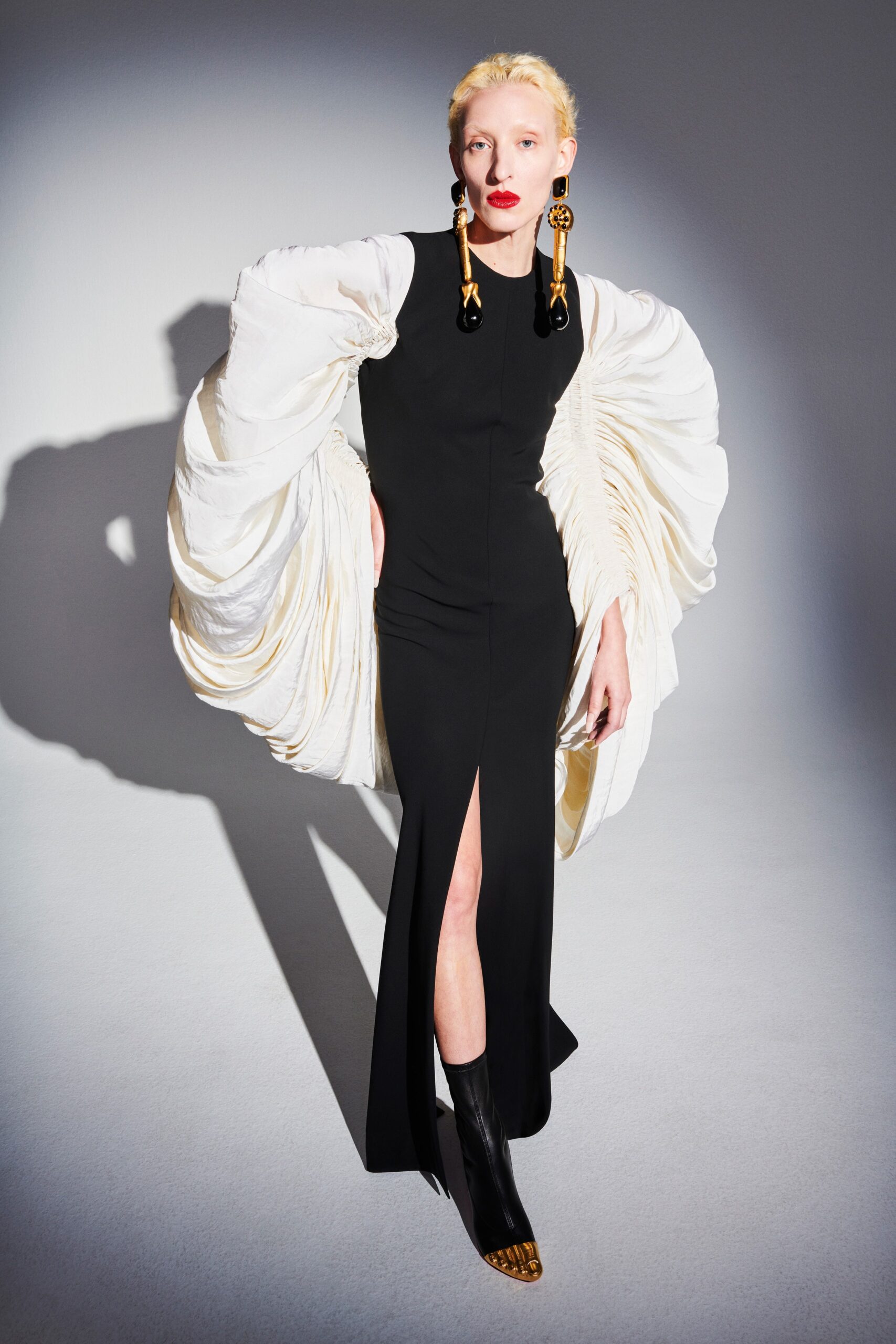 Schiaparelli S/S 21 Couture Look 10