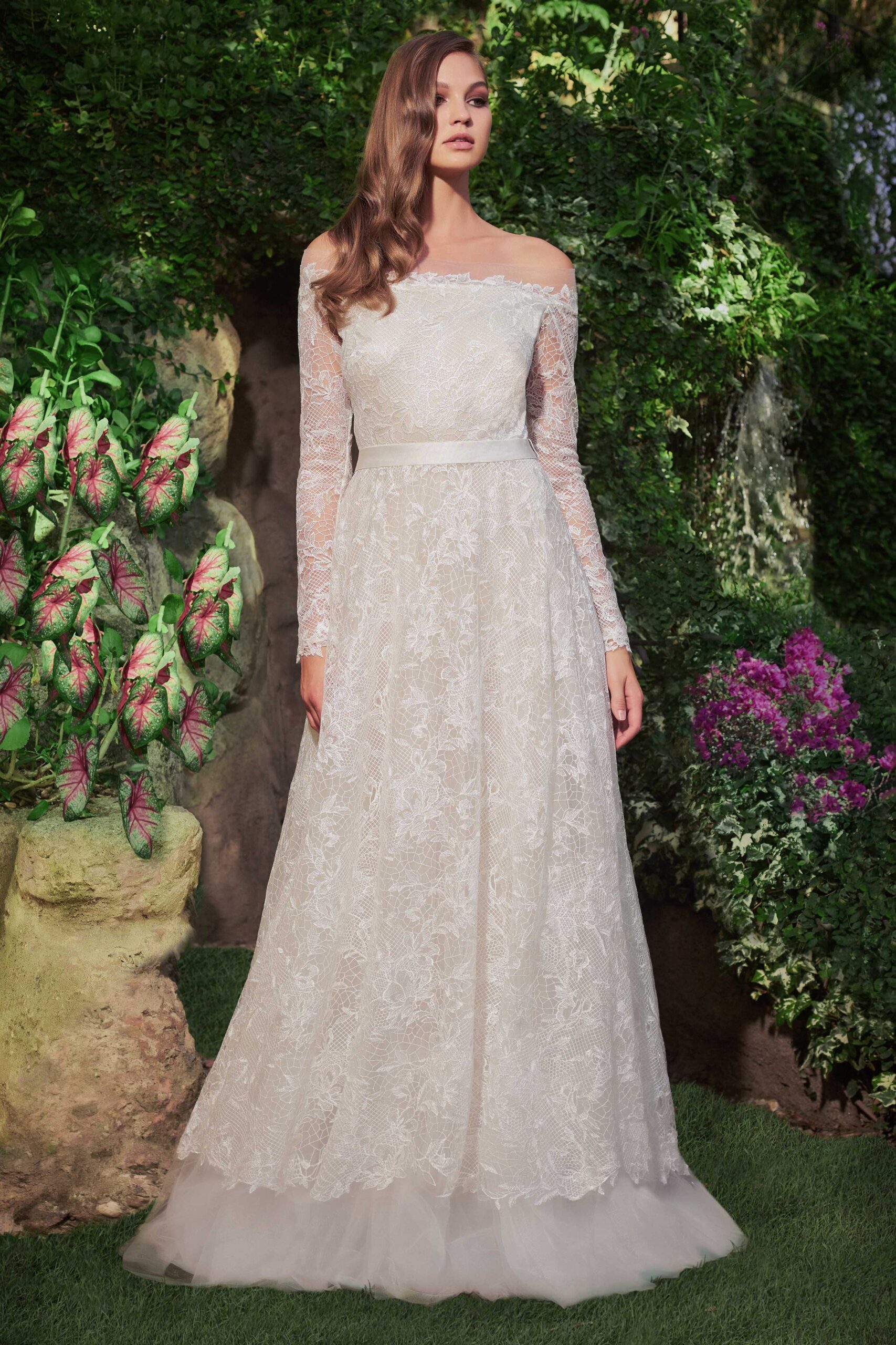 Tadashi Shoji F/W 20 Bridal Look 10