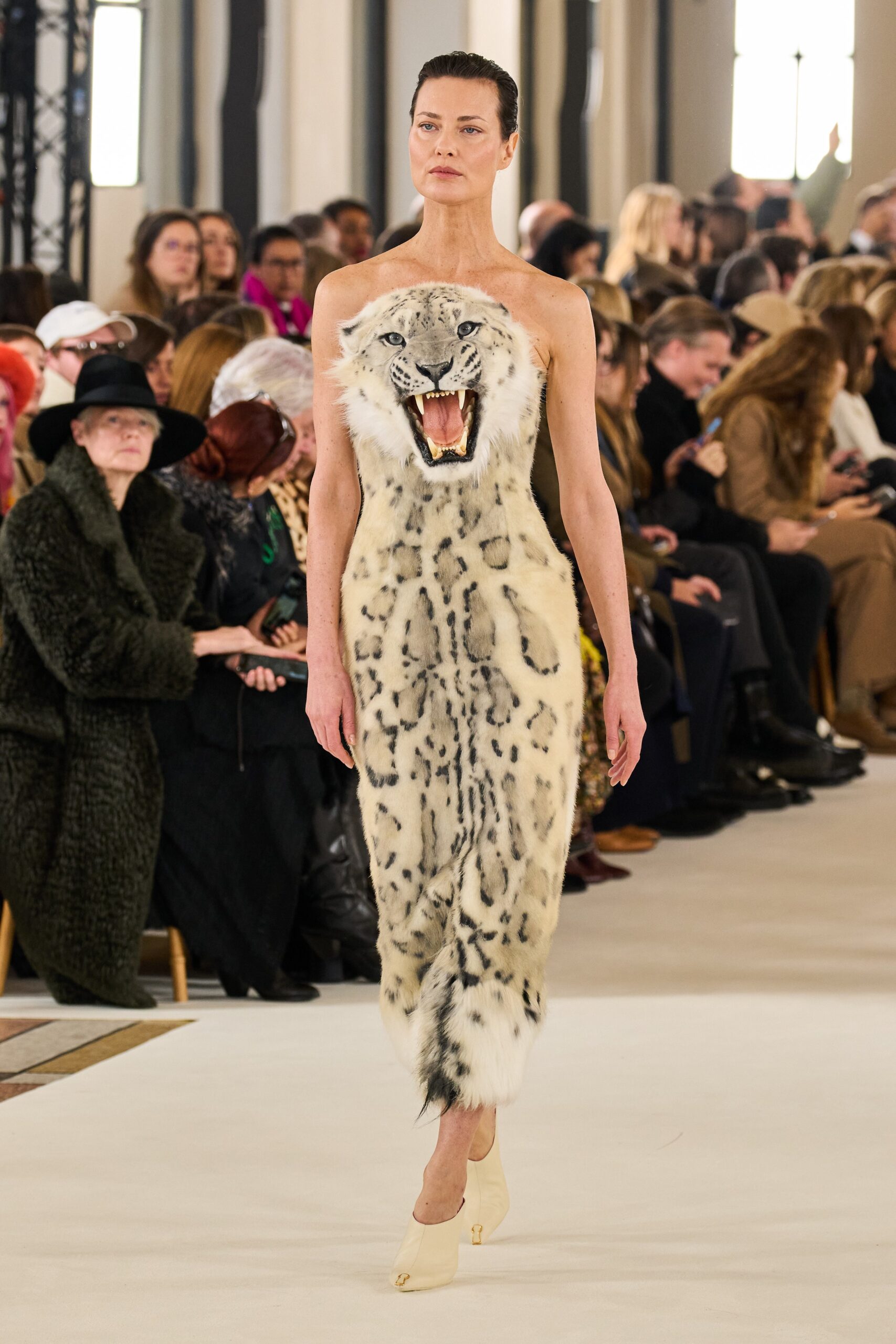 Schiaparelli S/S 23 Couture Look 10