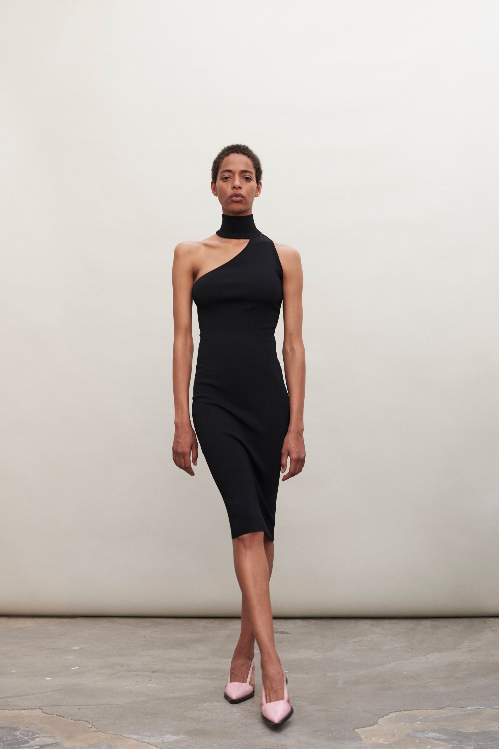 Solace London Resort 19 Look 10