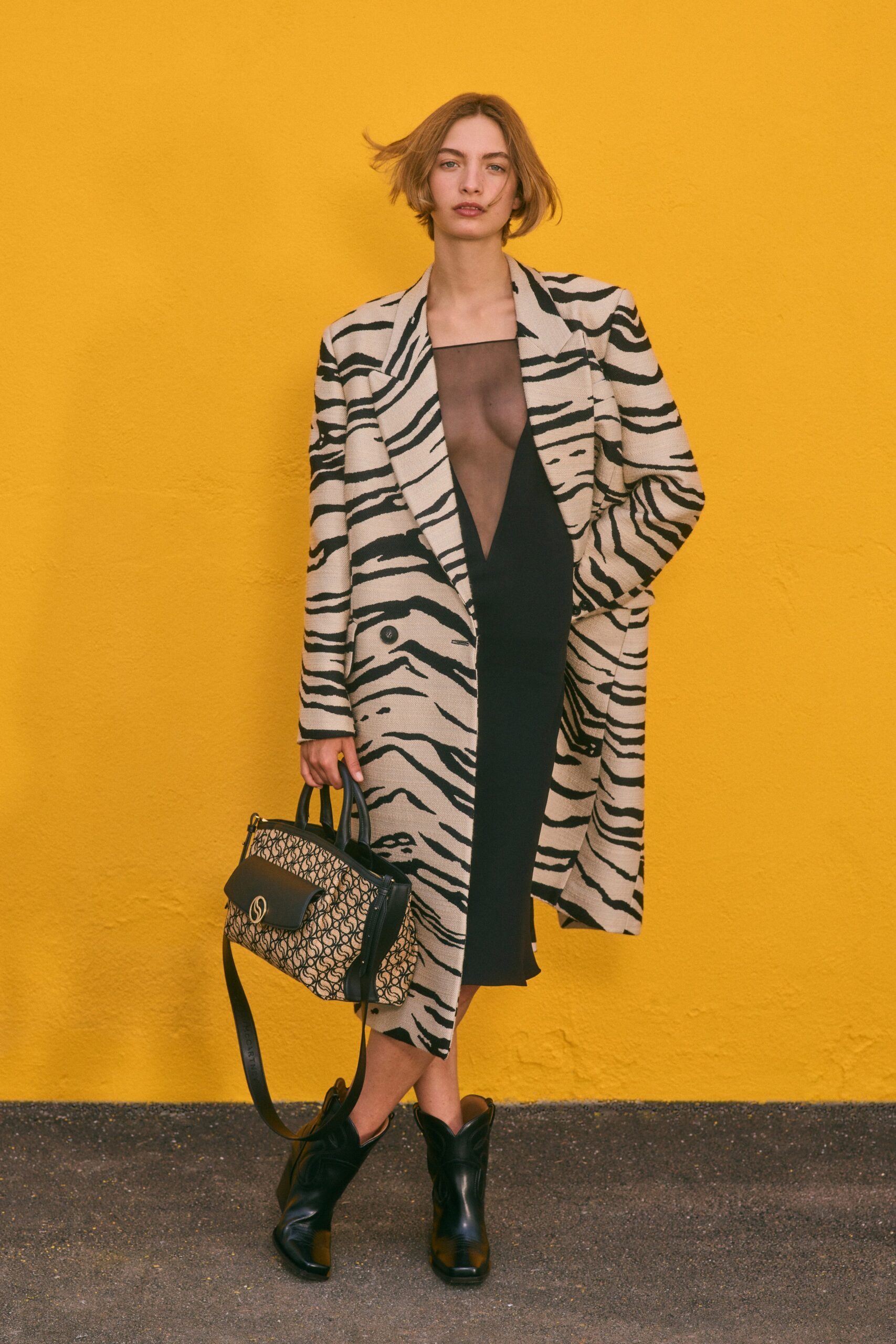 Stella McCartney Resort 23 Look 10