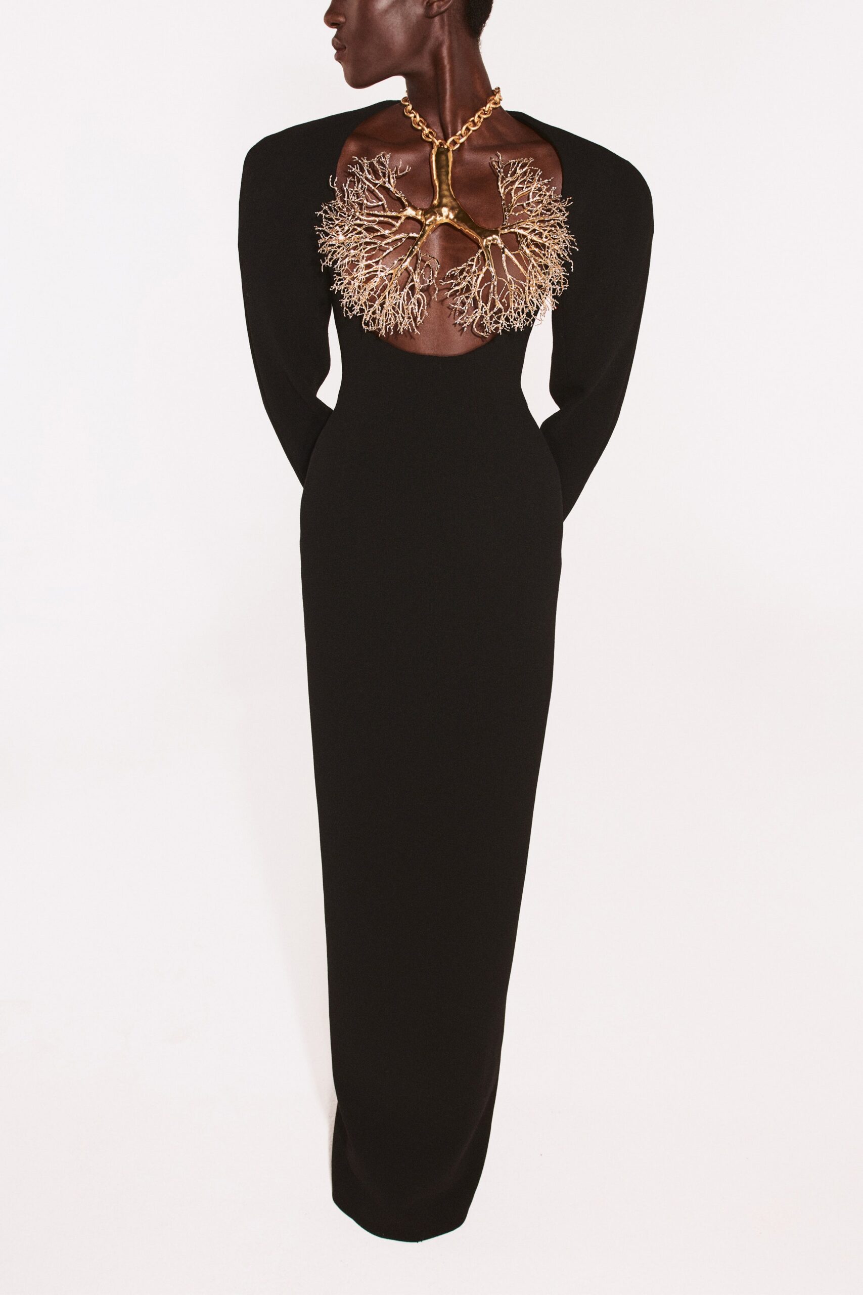 Schiaparelli F/W 21 Couture Look 11