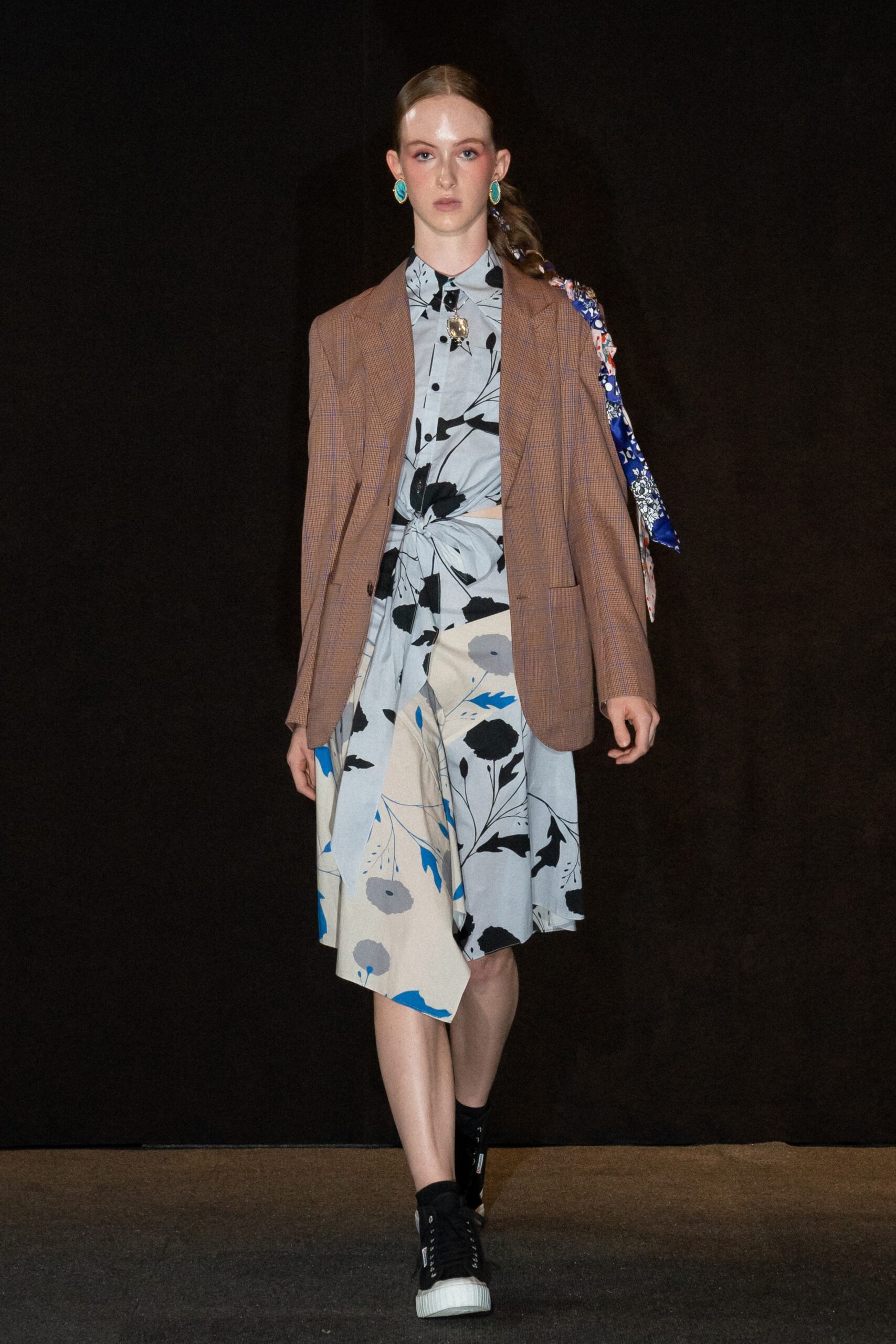 Snow Xue Gao S/S 22 Look 11