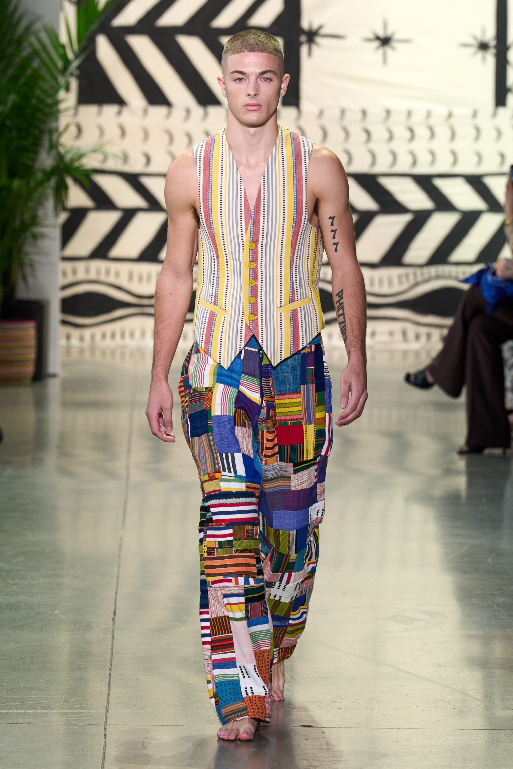 Studio 189 S/S 23 Look 11