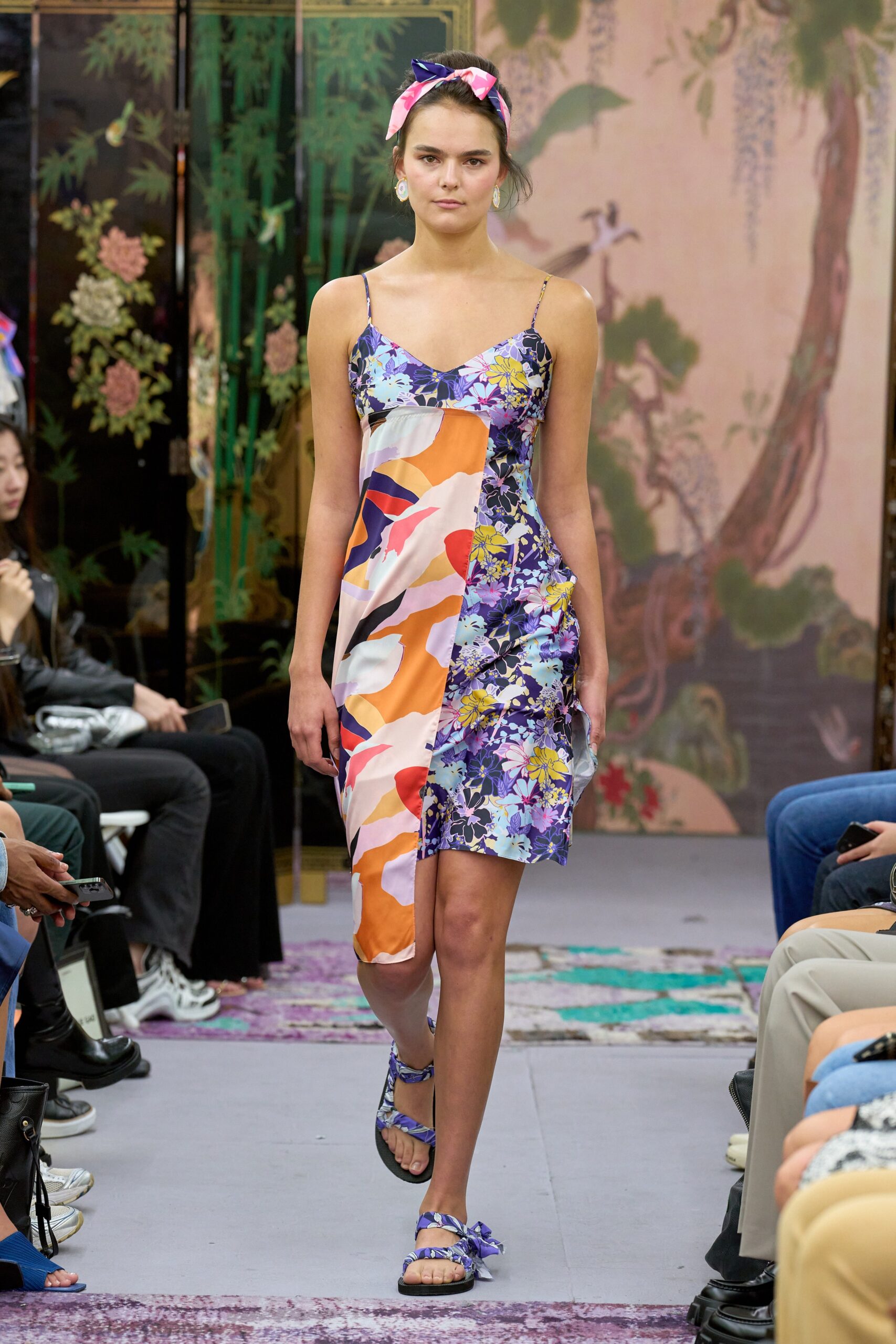 Snow Xue Gao S/S 23 Look 12