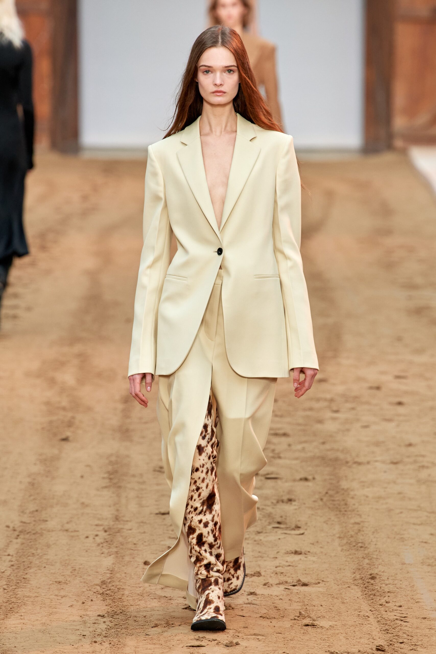 Stella McCartney F/W 23 Look 12