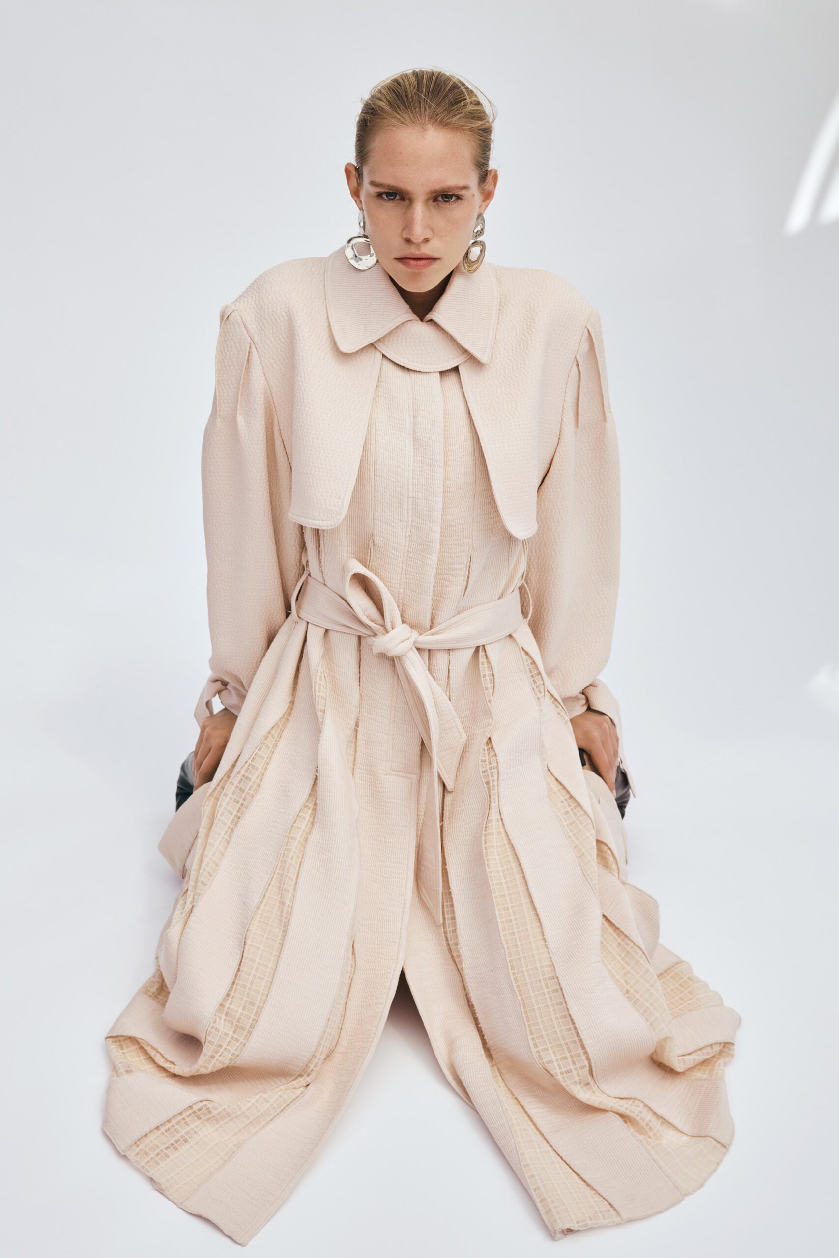 Simkhai Resort 22 Look 11