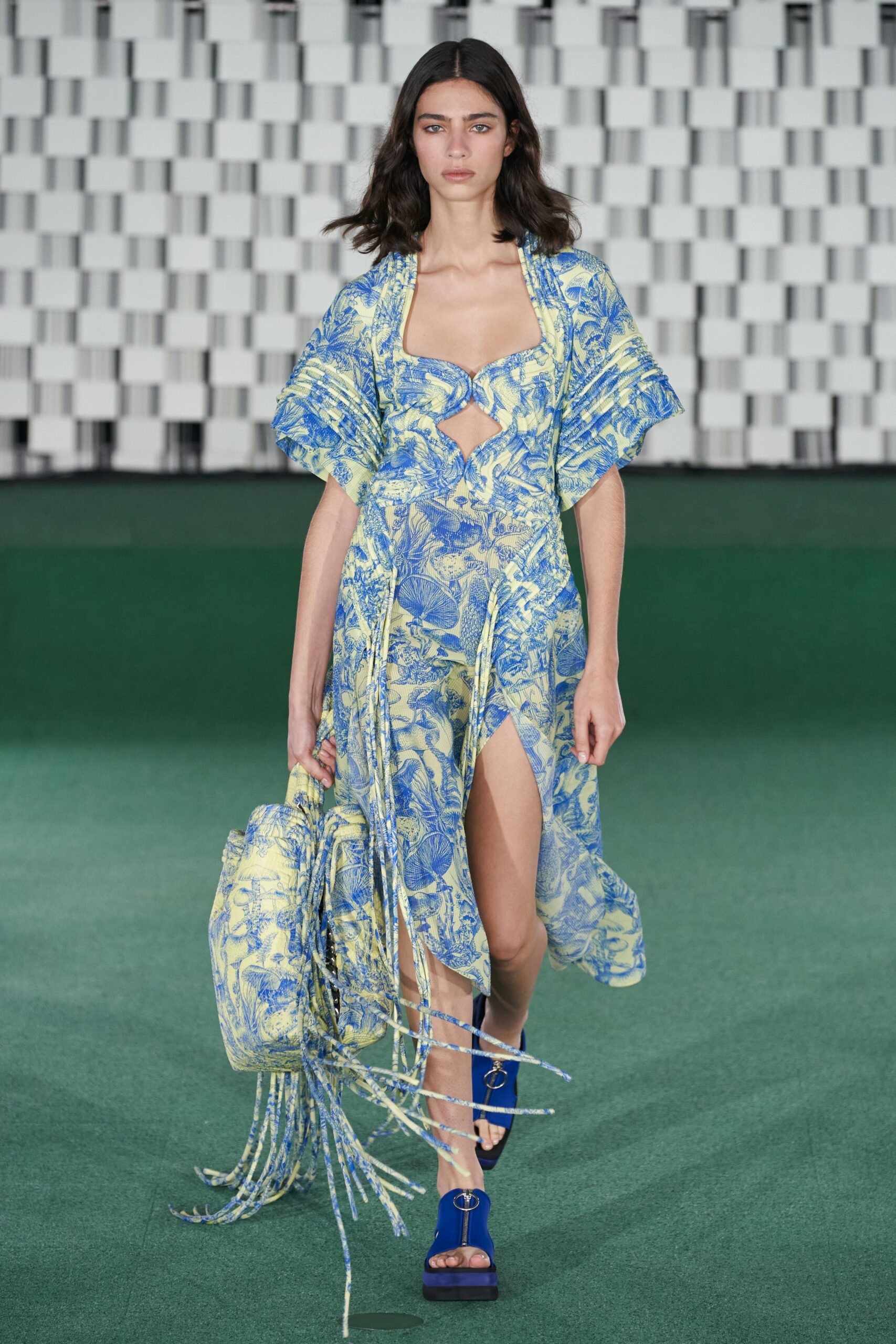 Stella McCartney S/S 22 Look 13