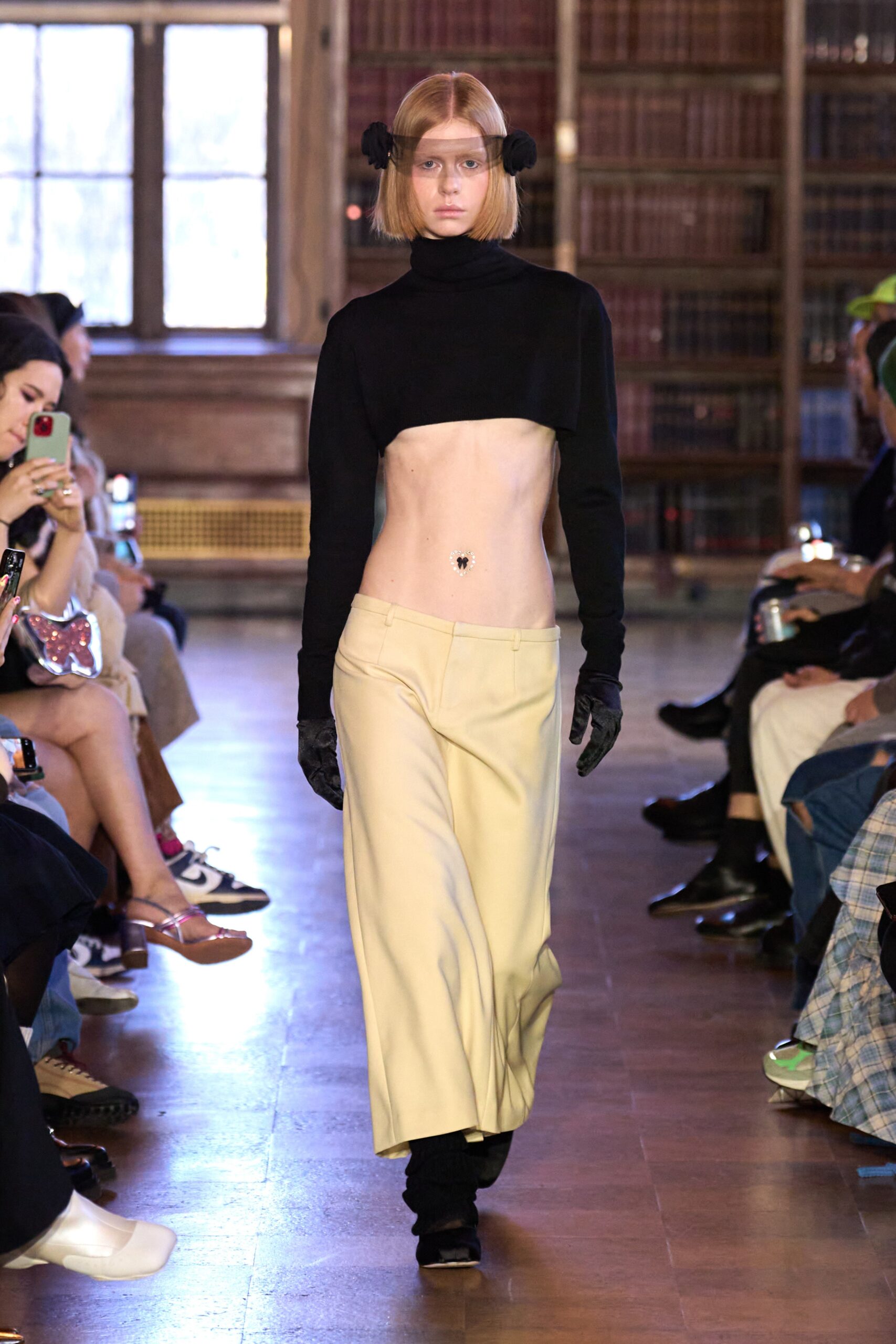 Sandy Liang F/W 23 Look 13