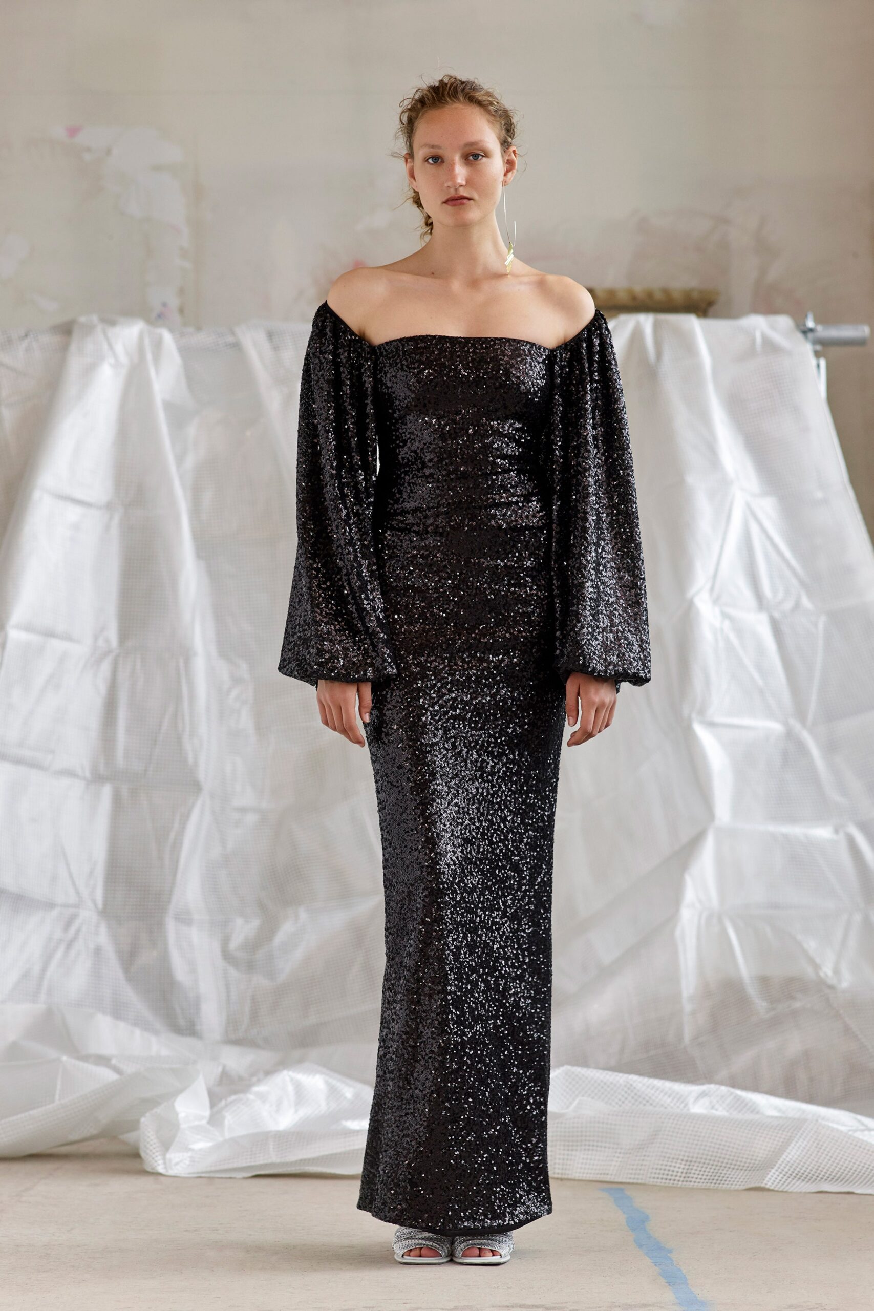 Solace London Resort 20 Look 14