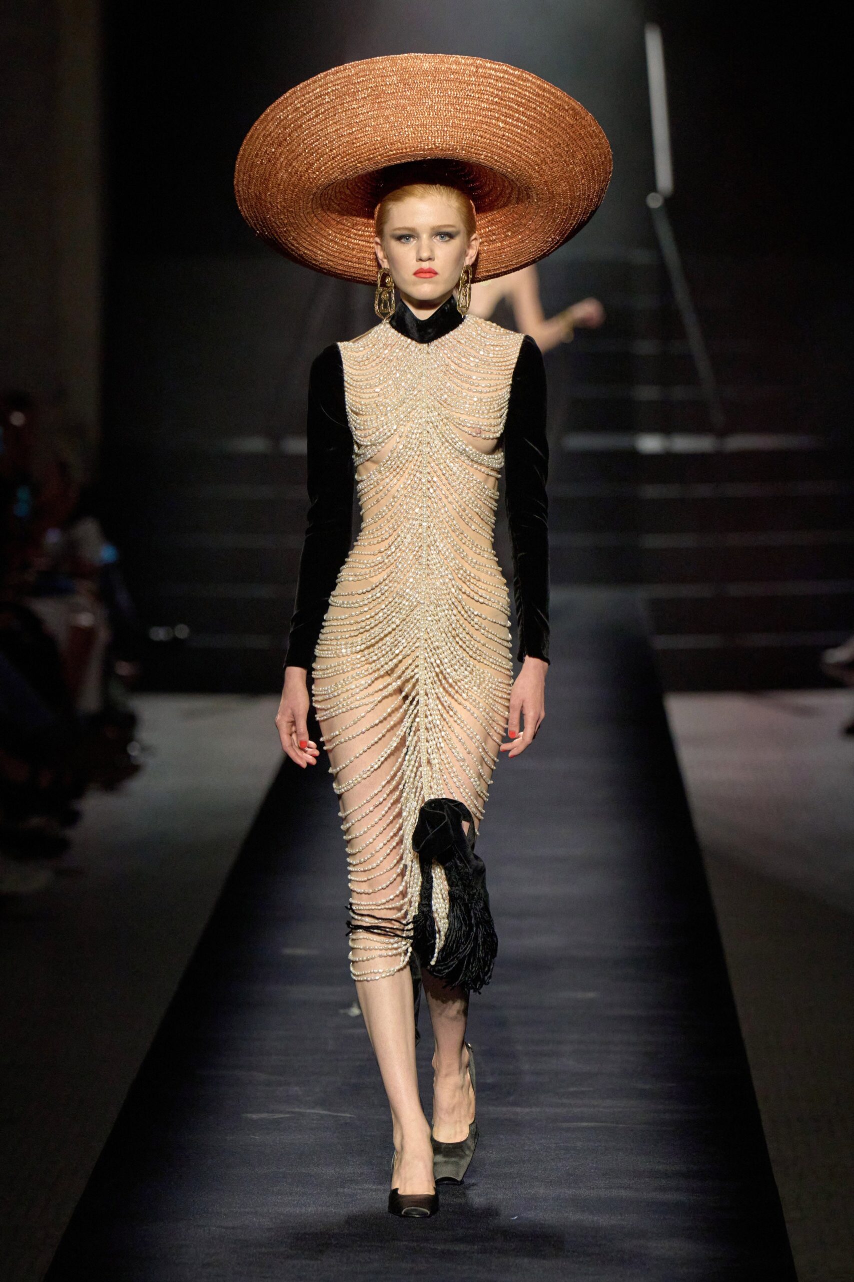 Schiaparelli F/W 22 Couture Look 14