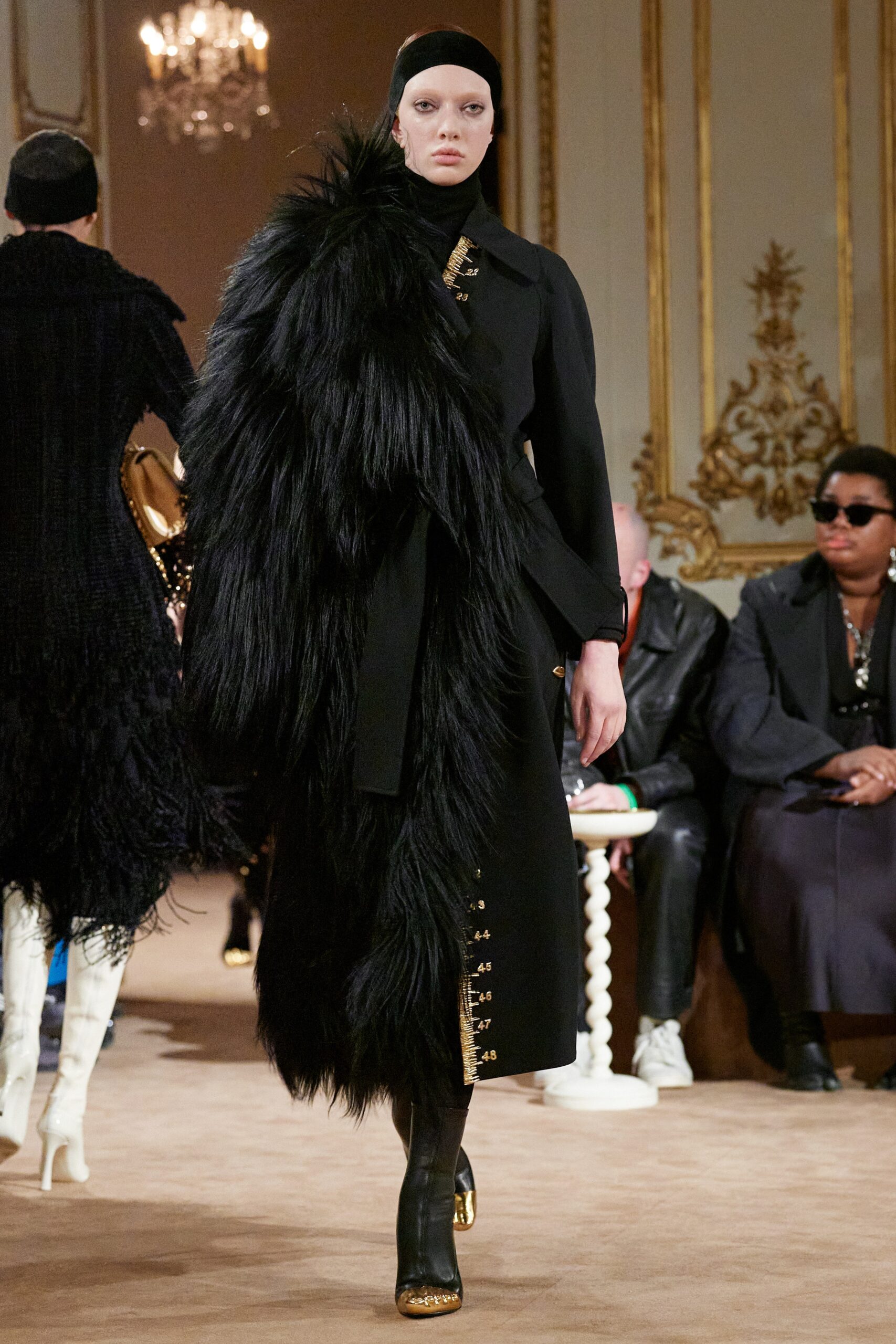 Schiaparelli F/W 23 Look 14
