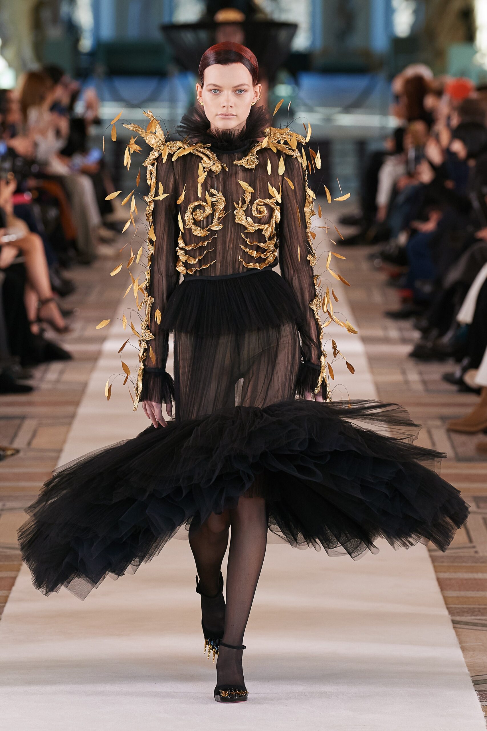 Schiaparelli S/S 22 Couture Look 15